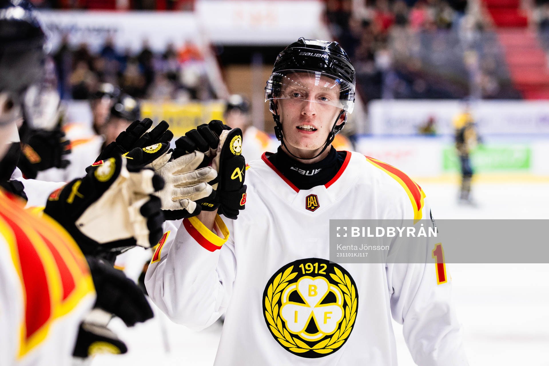 Brynäs Oliver Tärnström jublar