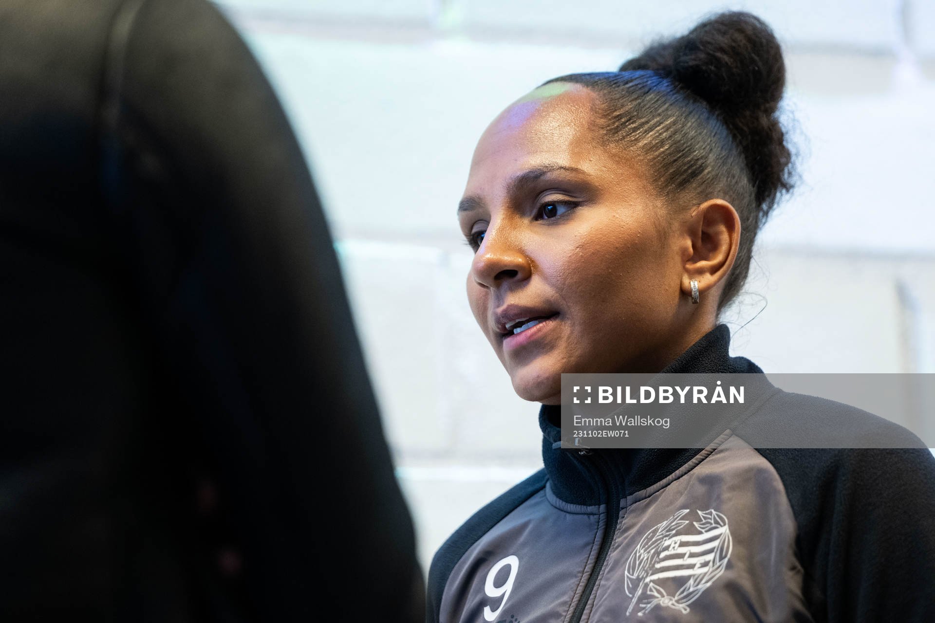 Madelen Janogy i mixade zonen