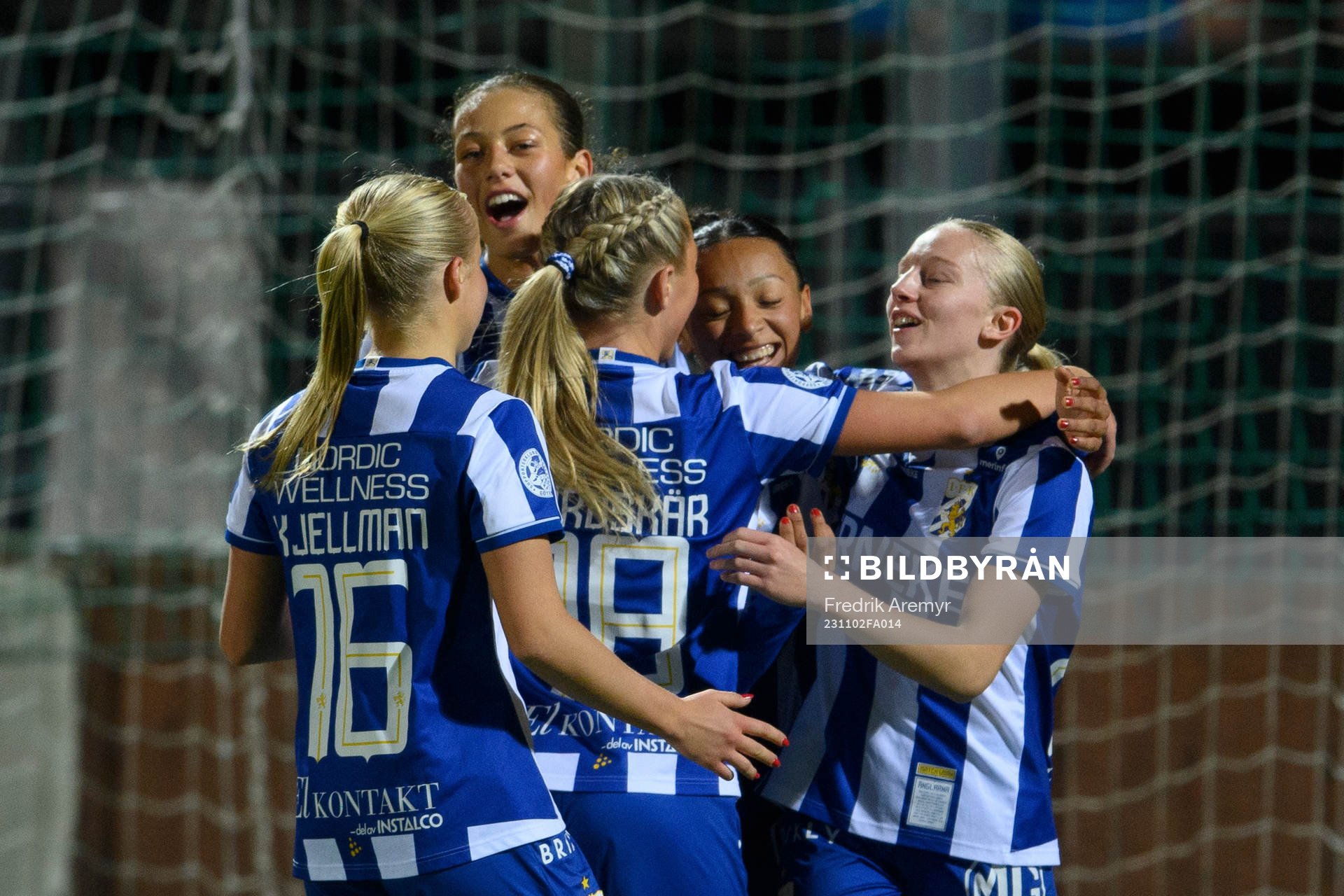 IFK Göteborgs spelare jublar