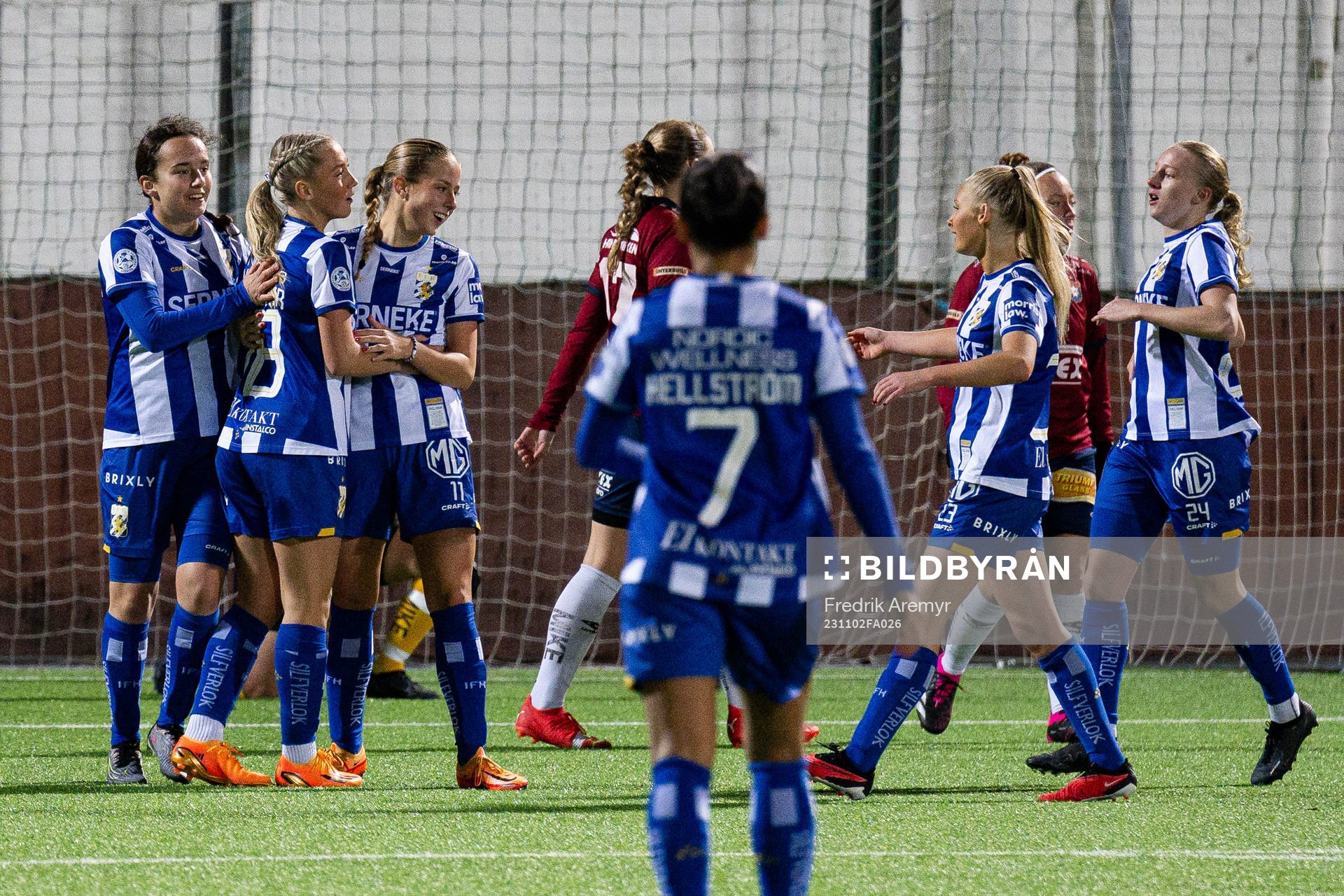IFK Göteborgs spelare jublar
