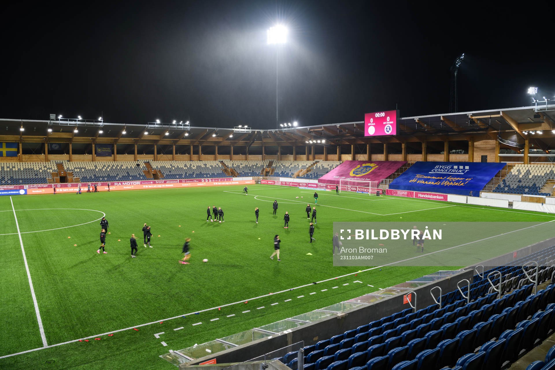 Örebros spelare värmer upp