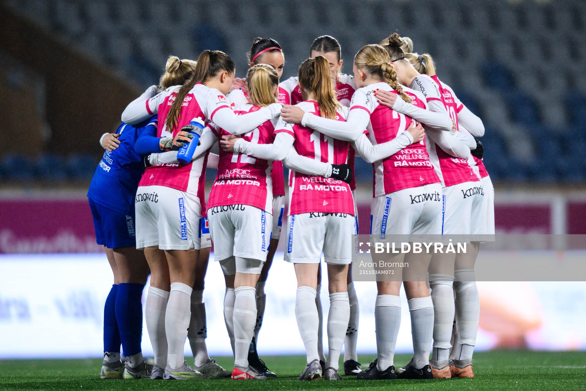 IK Uppsalas spelare samlas
