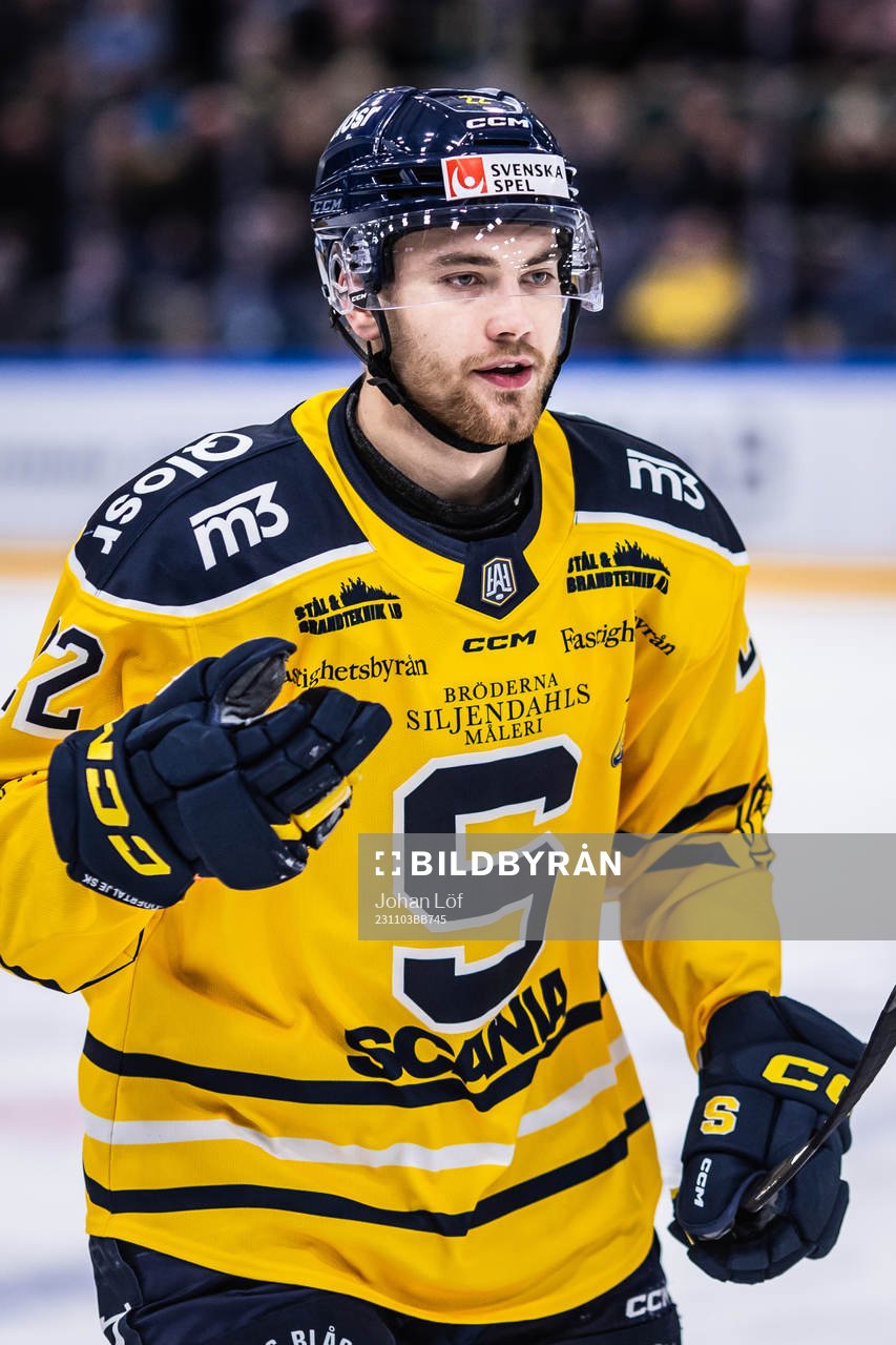 Södertäljes Jacob Bjerselius jublar