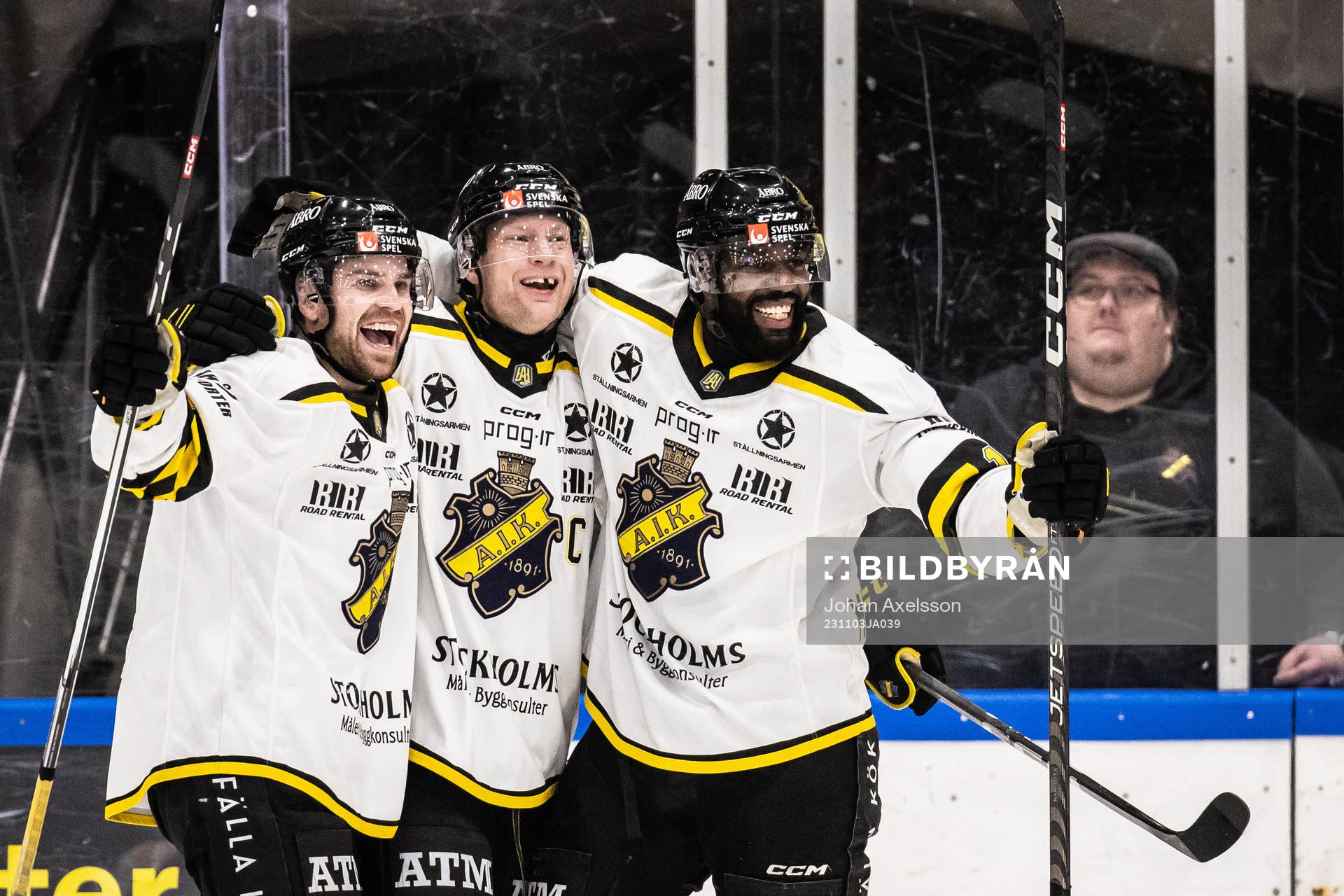 AIKs Eric Norin, Richard Gynge, Daniel Muzito-Bagenda och