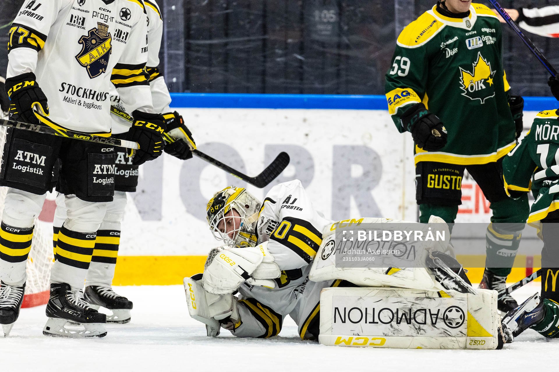 AIKs målvakt Tobias Normann deppar