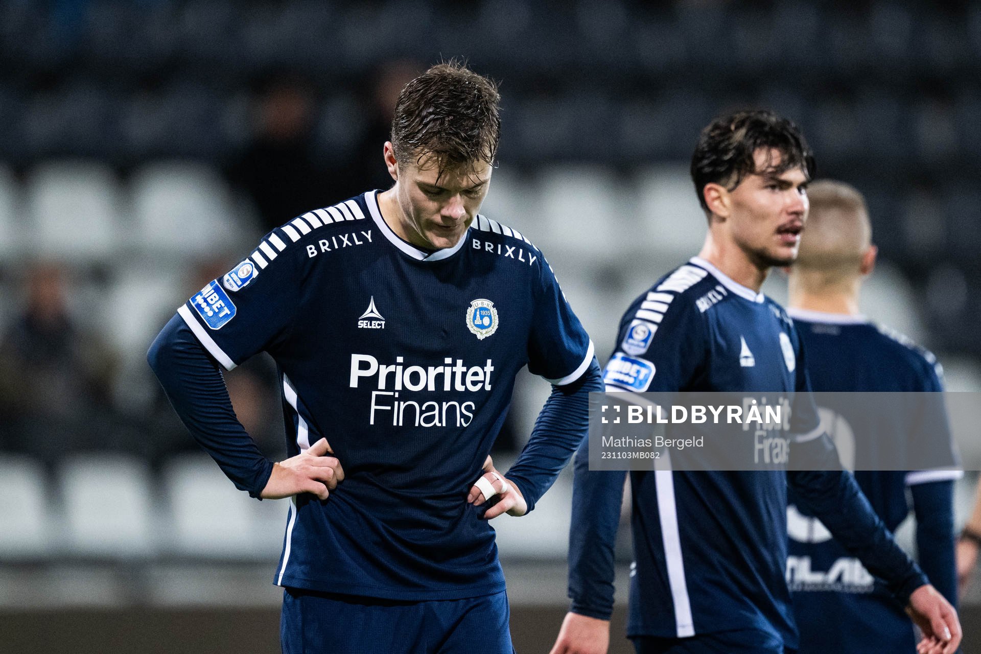 Utsiktens Albin Skoglund och William Milovanovic deppar