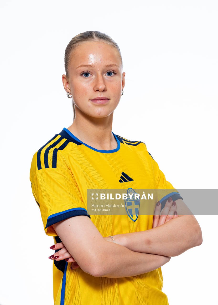 Ella Lundin