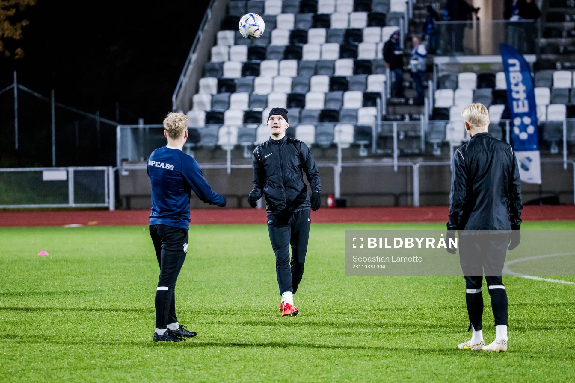 Oddevolds spelare värmer upp