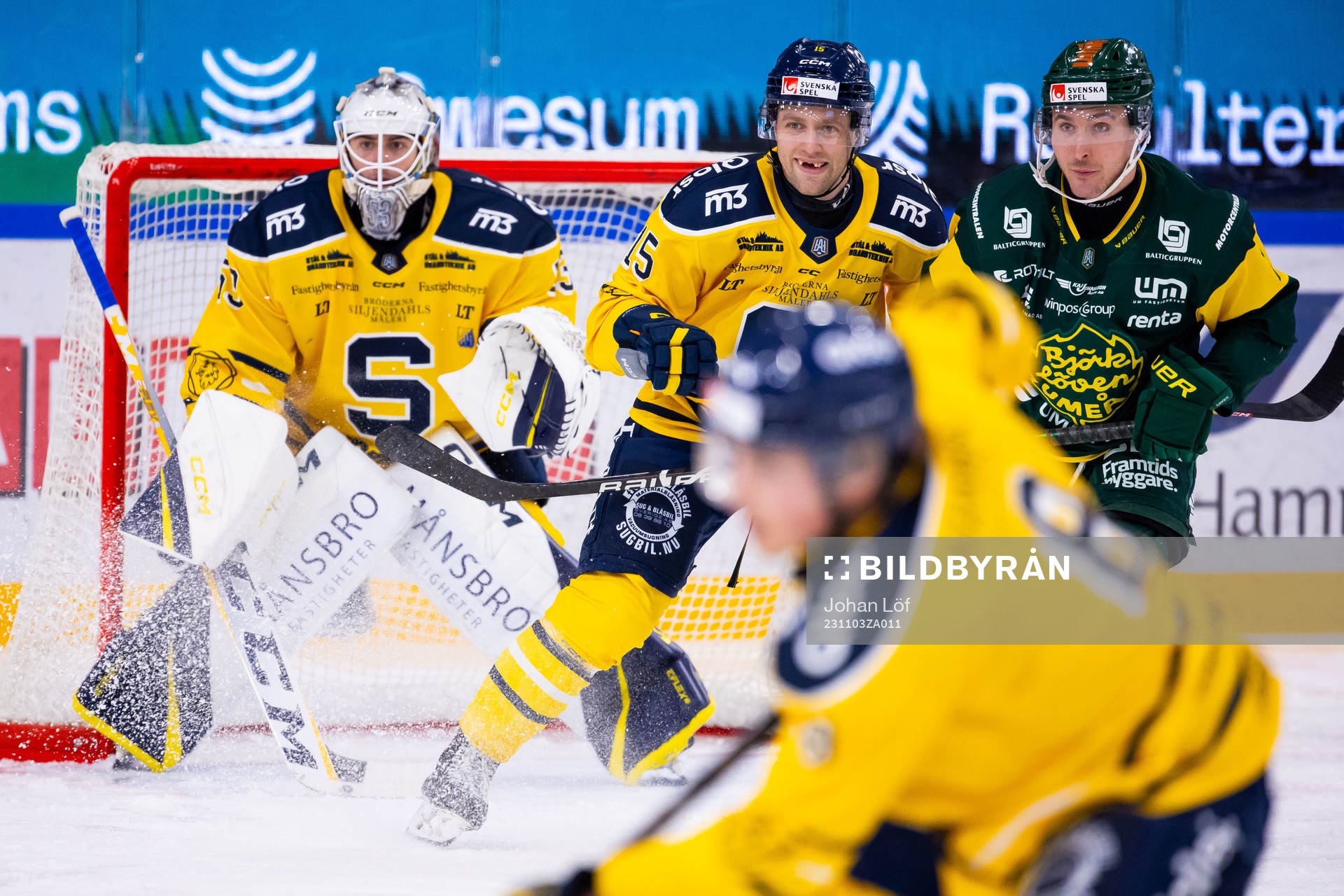 Södertäljes Albin Carlson och Björklövens Nicholas