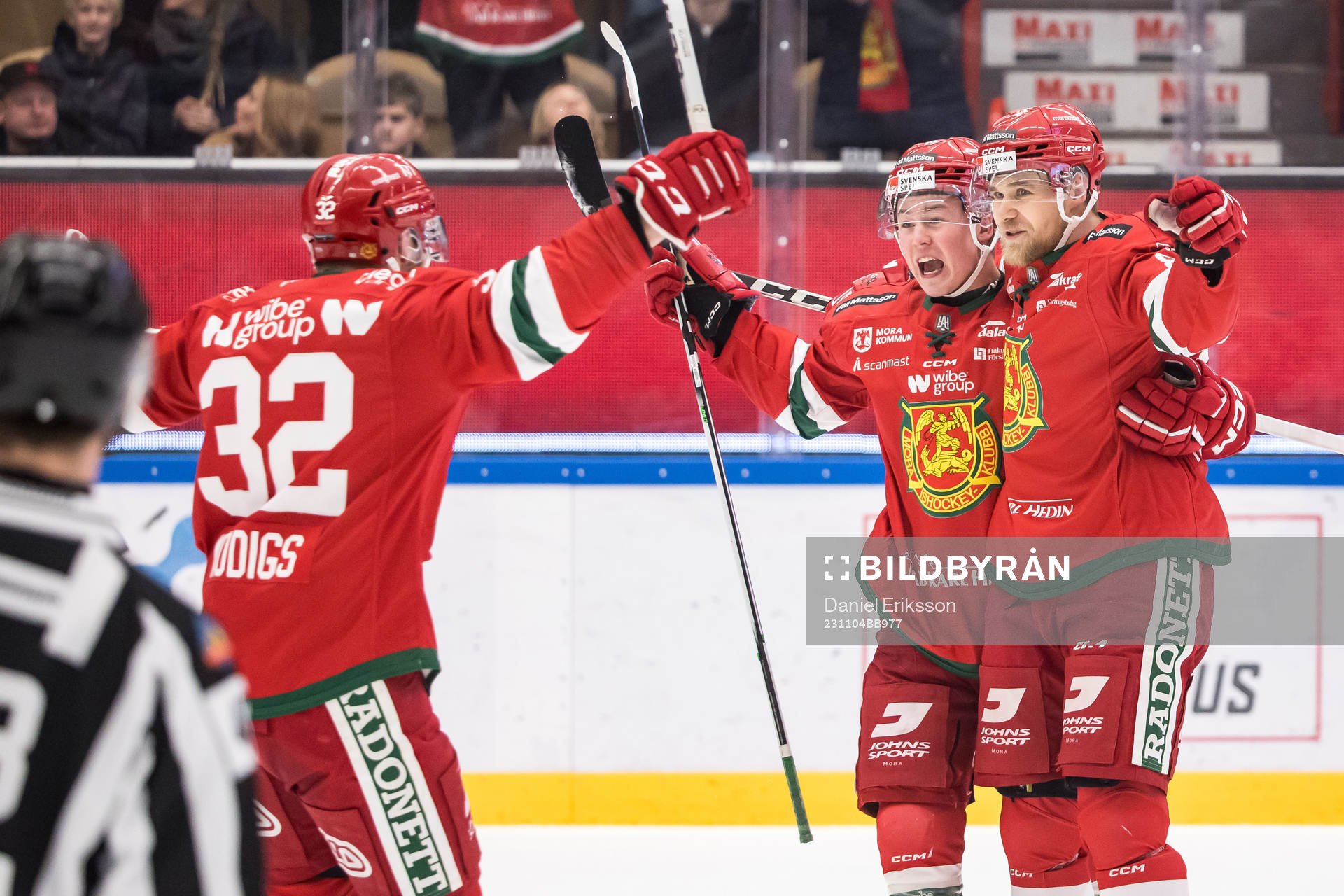 Mora IKs Roope Laavainen jublar