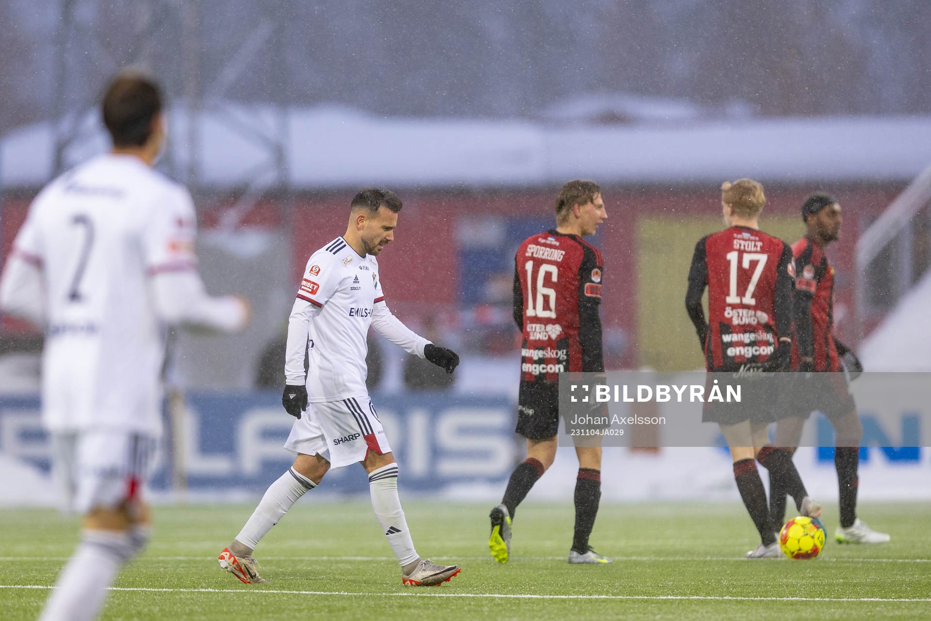 Östers Dzenis Kozica deppar