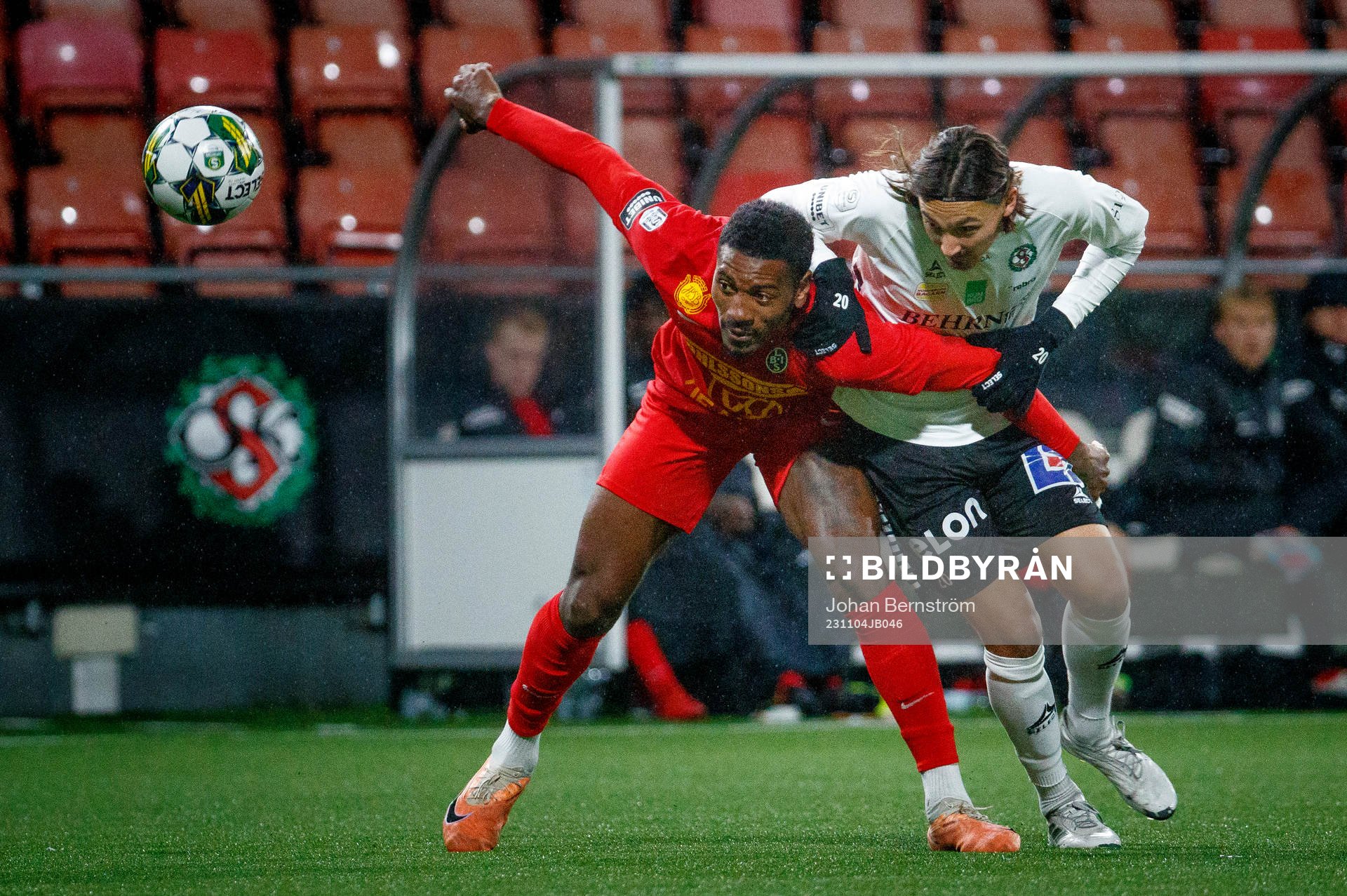 Landskronas Samuel Kotto och Örebros Adam Bark