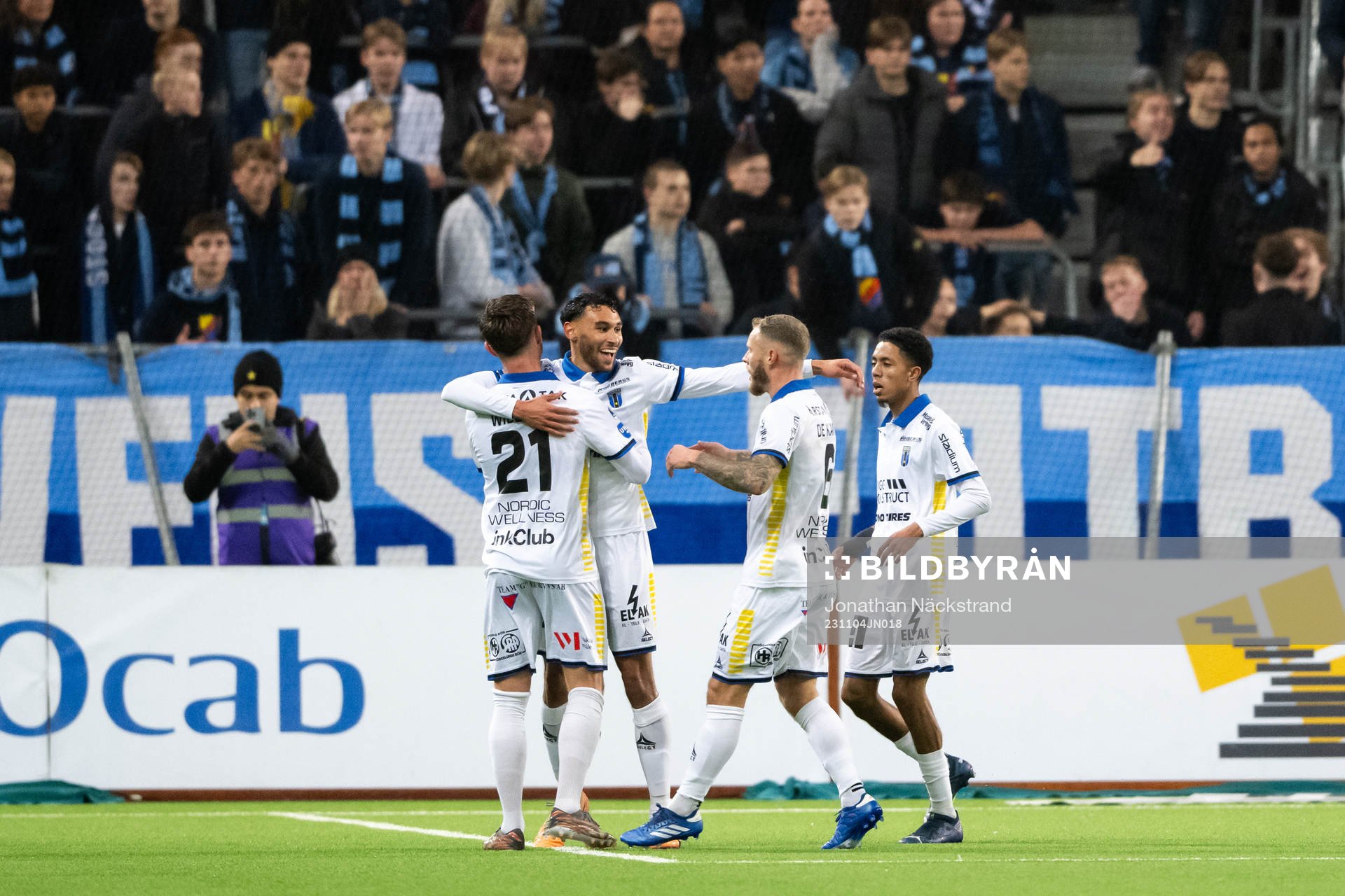 Sirius Joakim Persson jublar