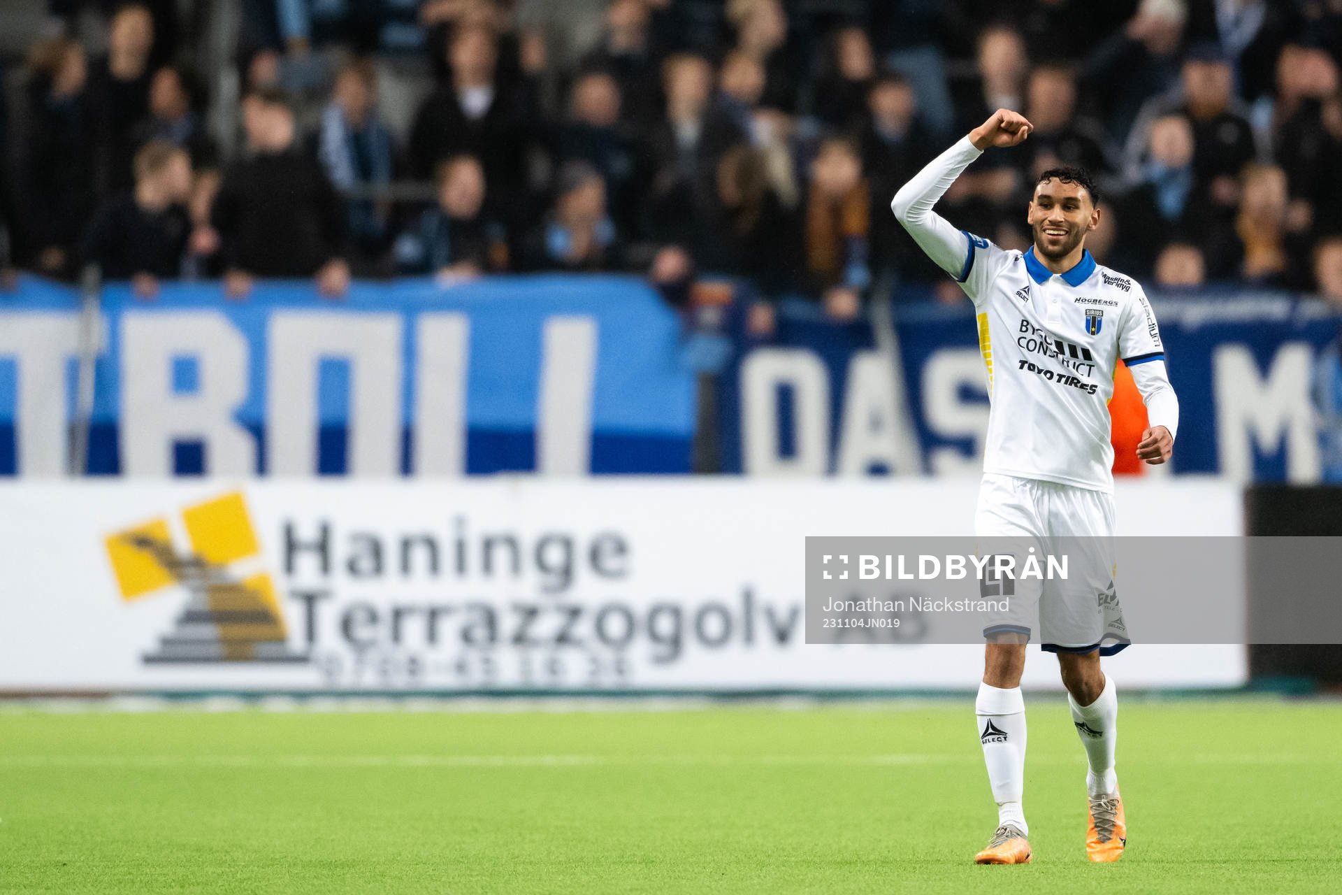 Sirius Joakim Persson jublar