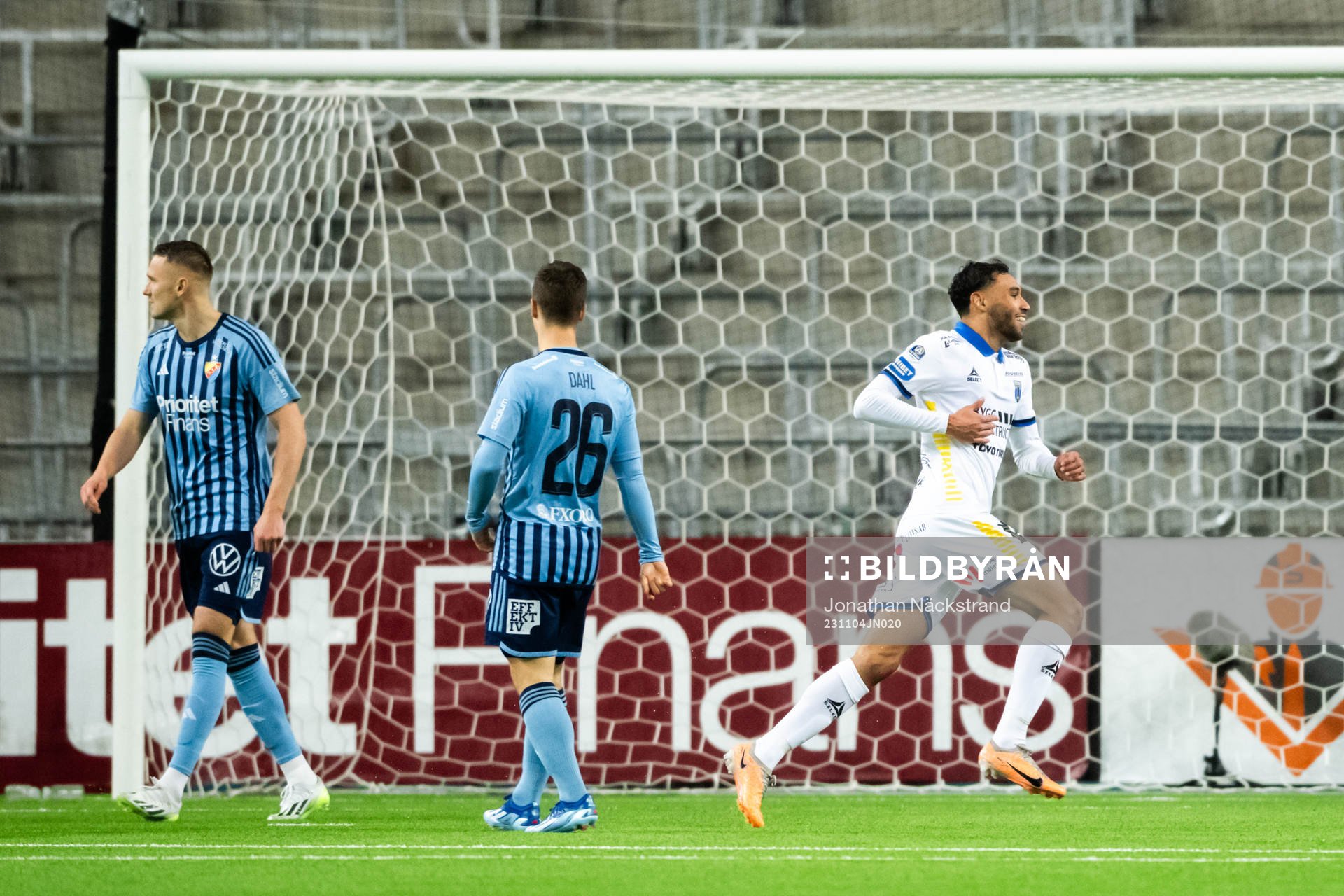 Sirius Joakim Persson jublar
