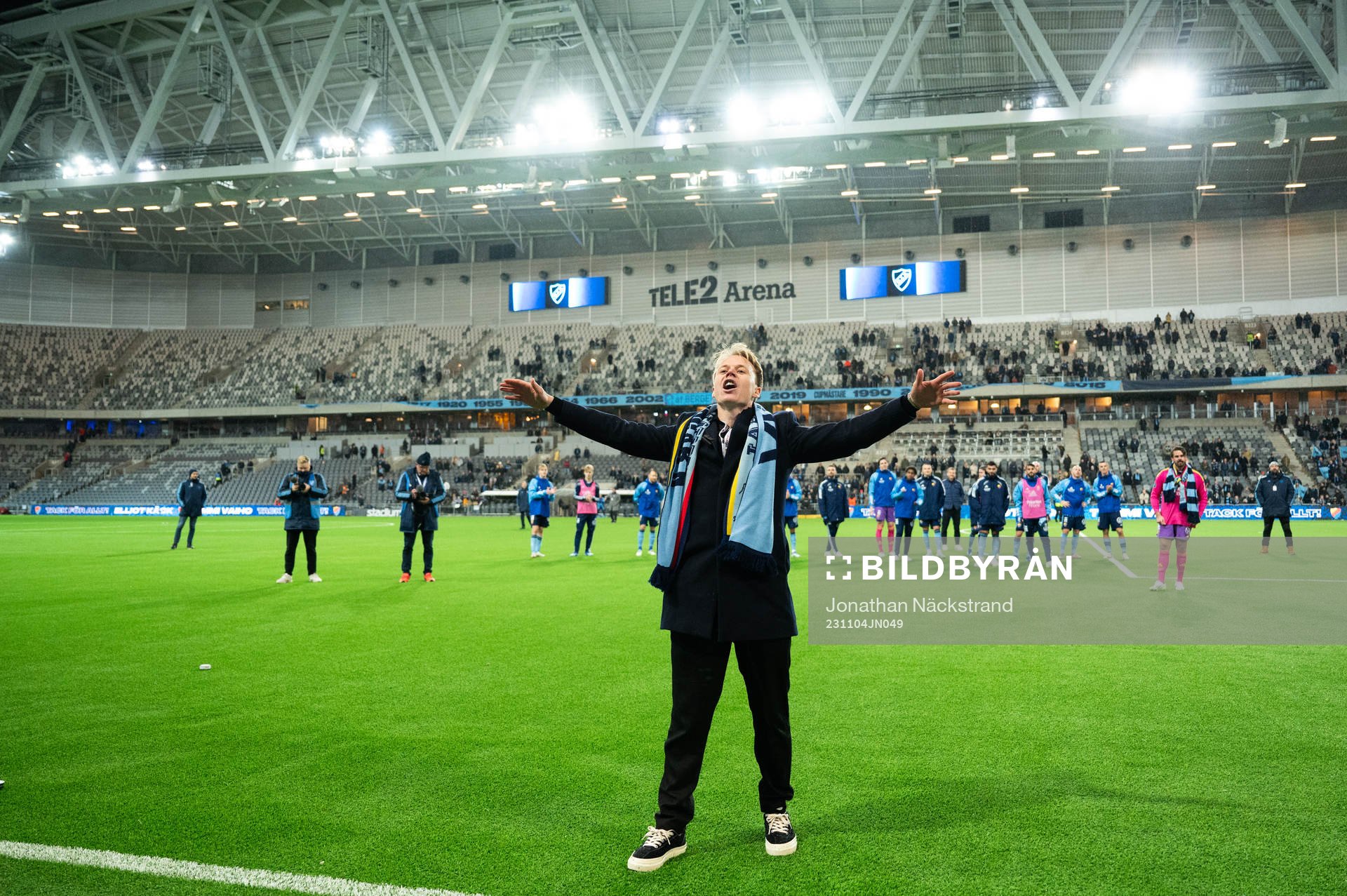 Djurgårdens Elliot Käck tackas av