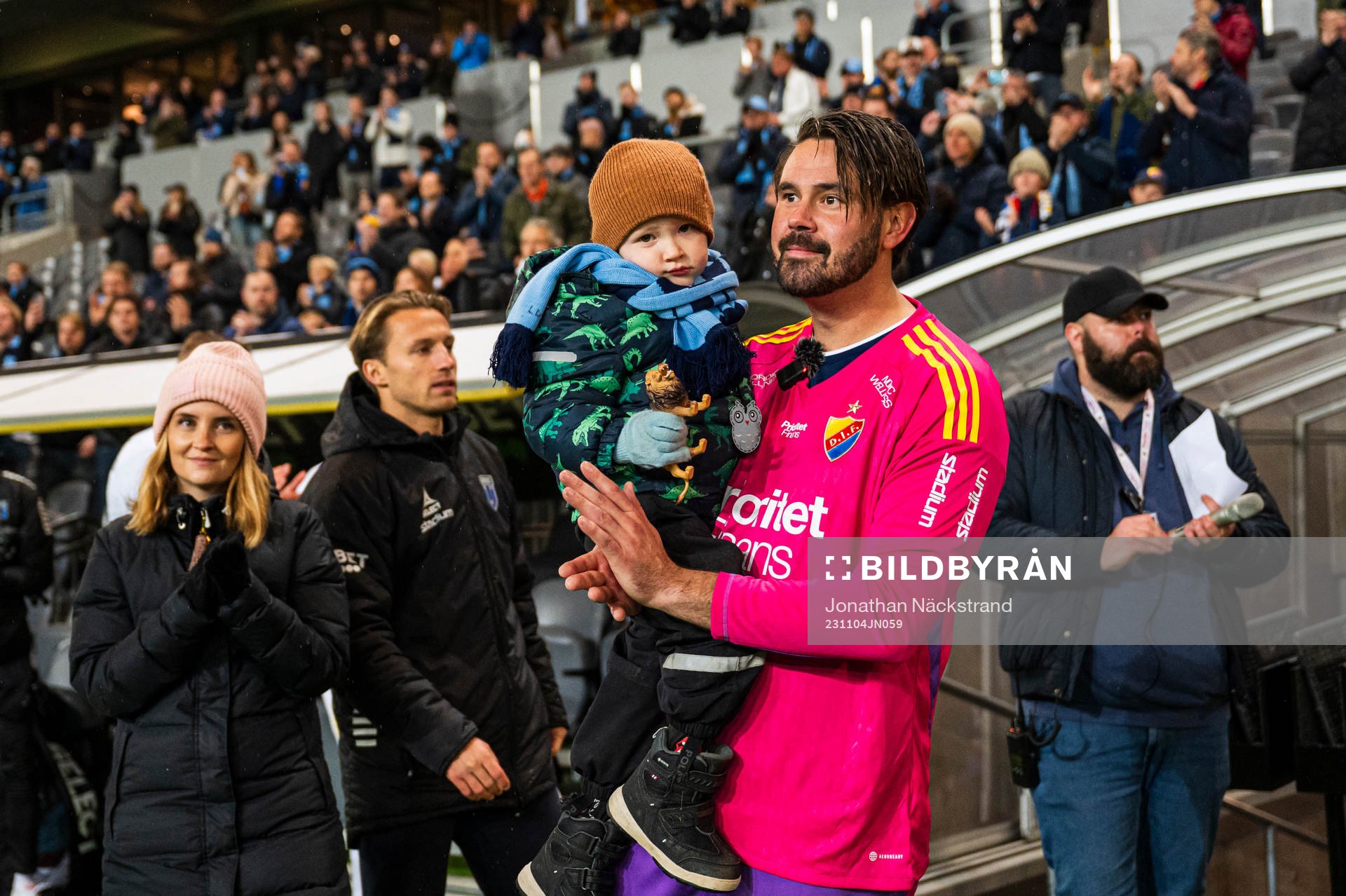 Djurgårdens målvakt Tommi Vaiho tackas av