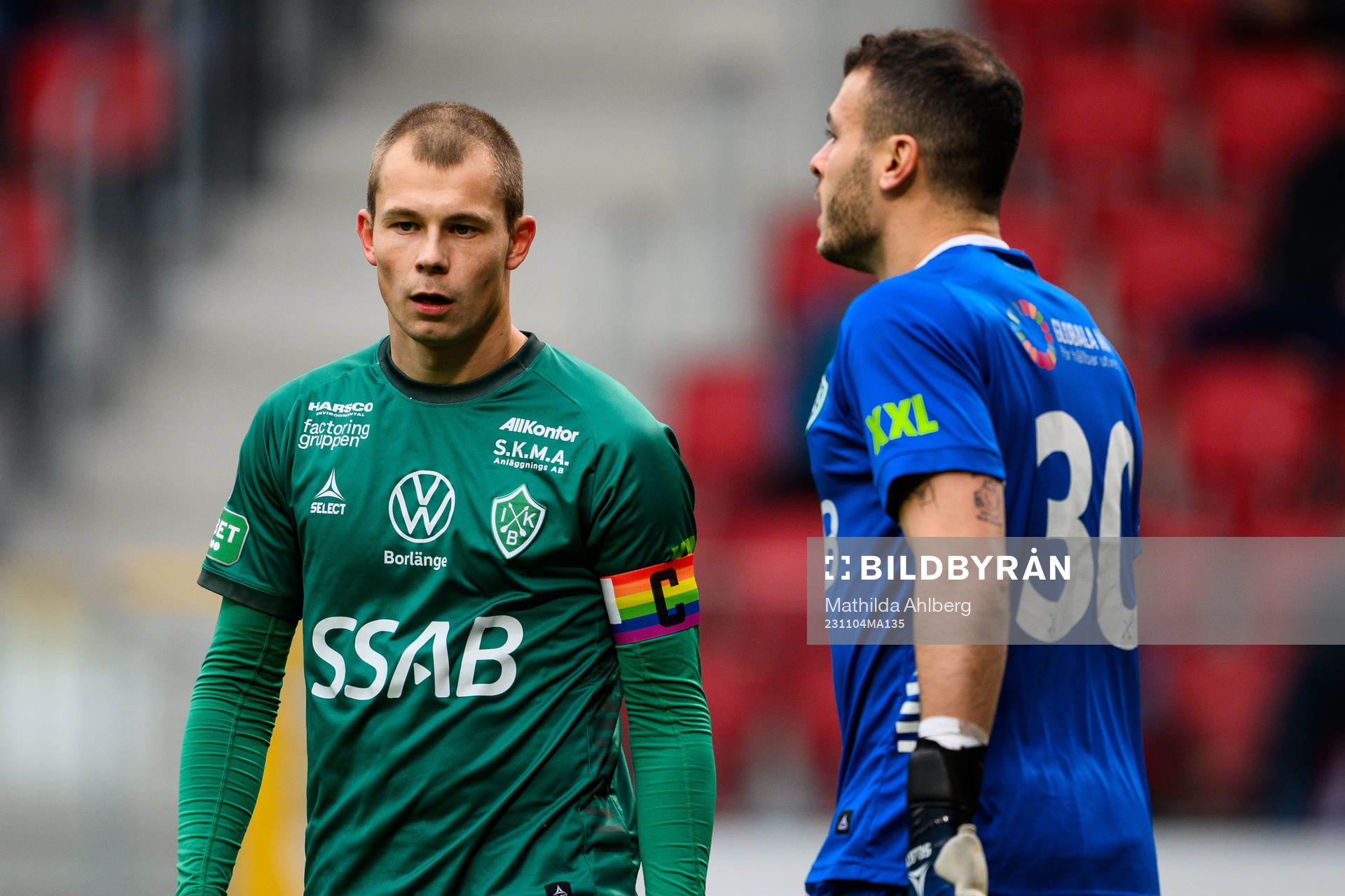 Brages Alexander Zetterström och målvakt Andre Bernardini