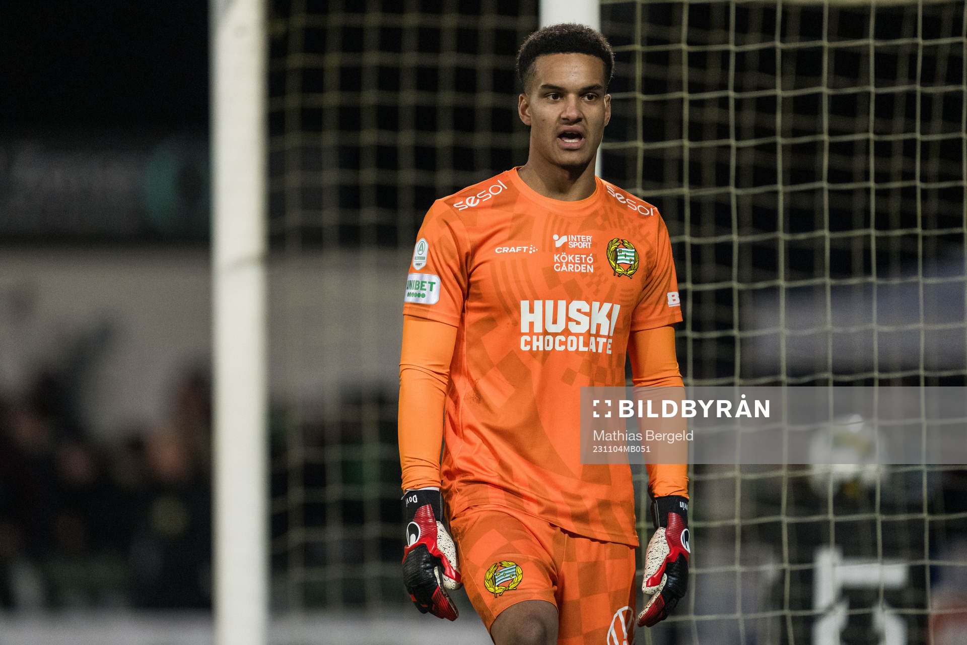 Hammarbys målvakt Oliver Dovin