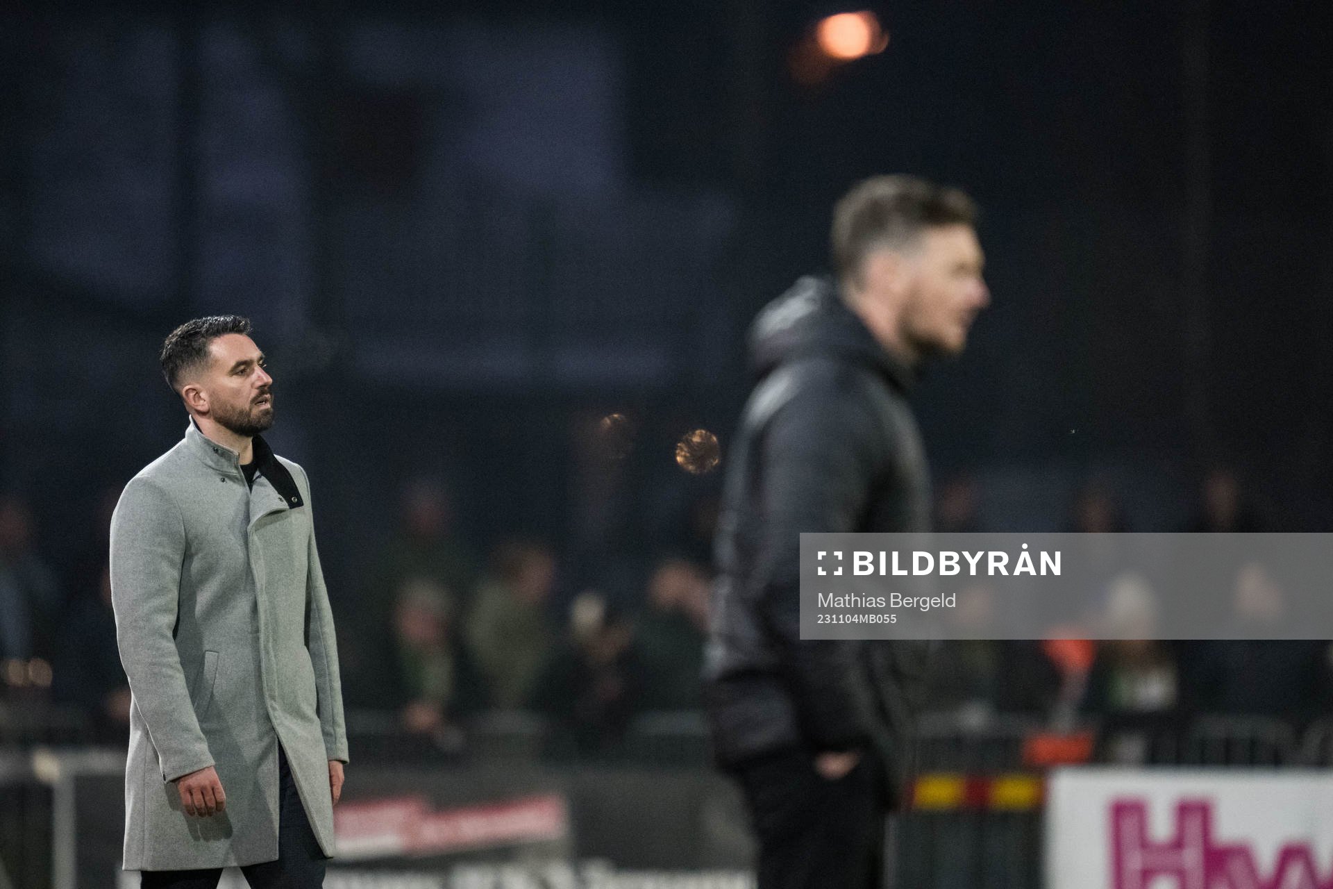 Hammarbys tränare Abel Lorincz och Värnamos tränare Kim
