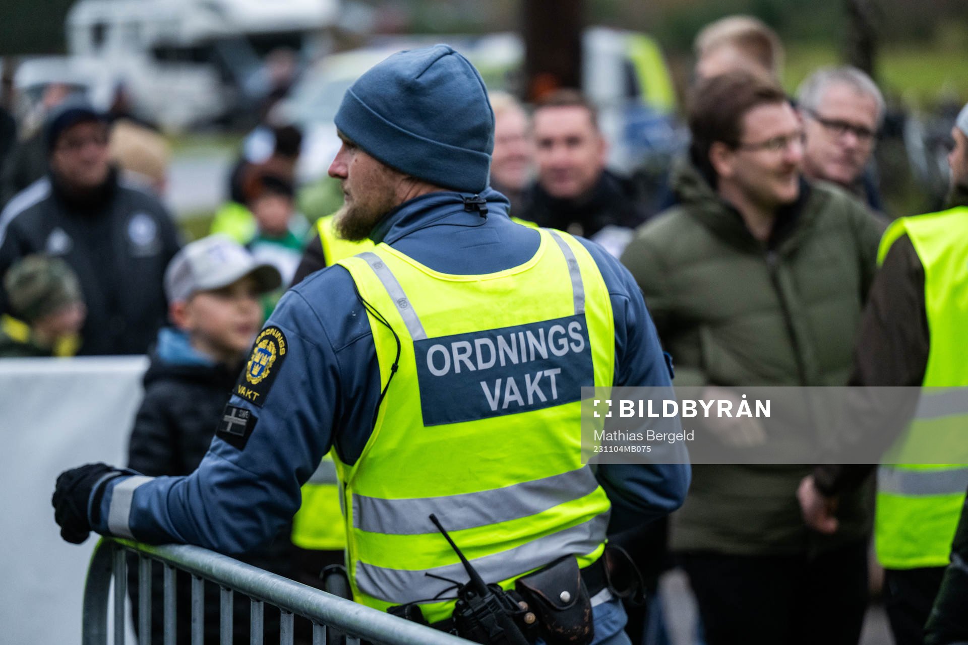 En ordningsvakt vid en entré