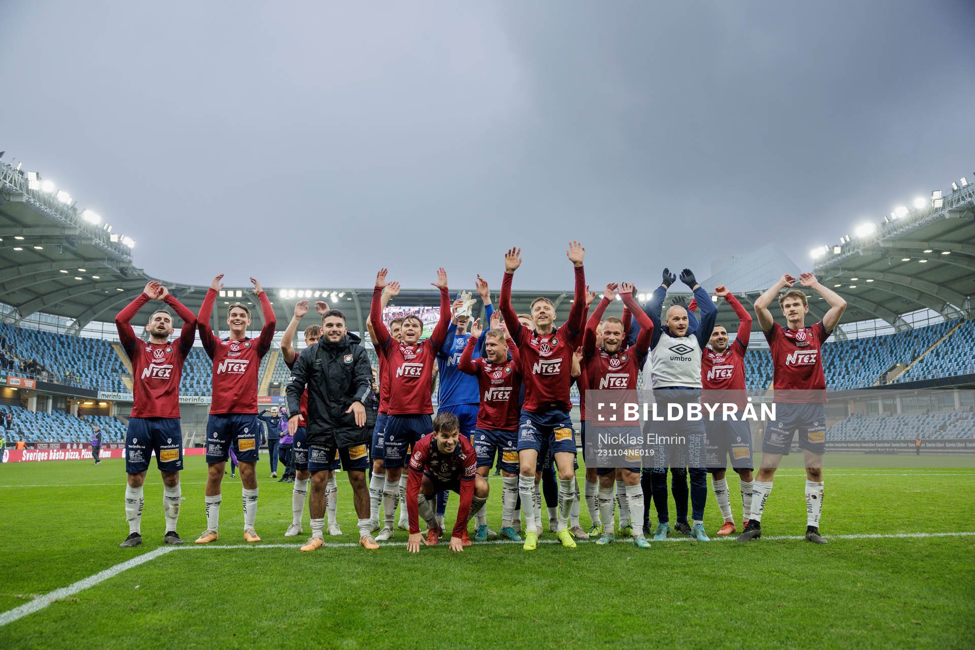 Örgrytes spelare jublar