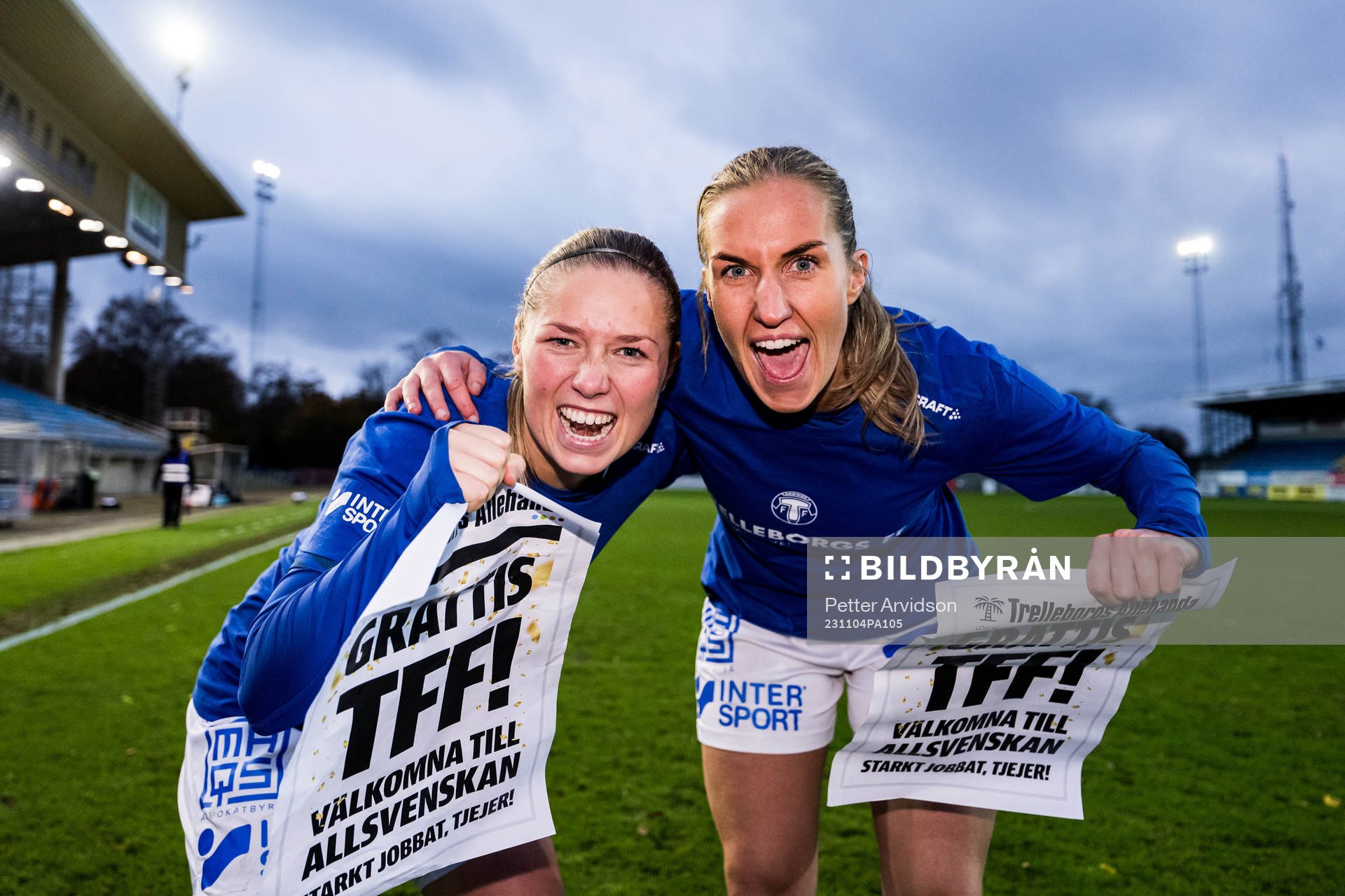Trelleborgs Elina Lenir och Hanna Persson jublar