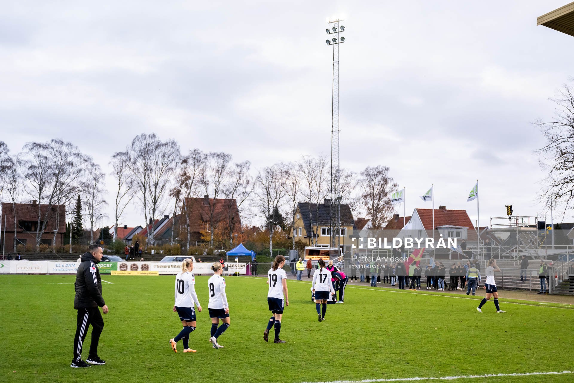 Sundsvalls spelare deppar när dom lämnar planen