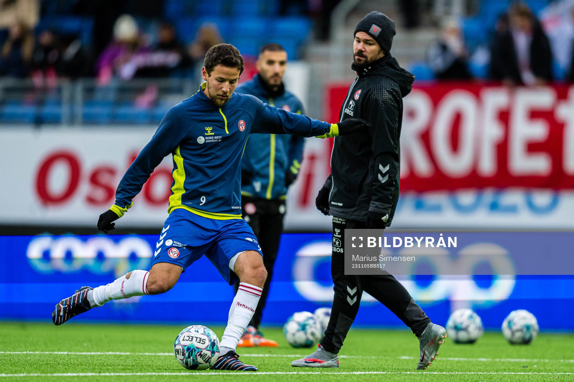 Johannes Andres Hummelvoll-Nunez of KFUM warms up