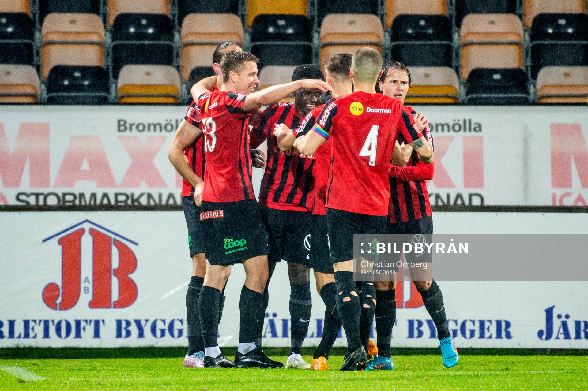 Brommapojkarnas Zeidane Inoussa jublar