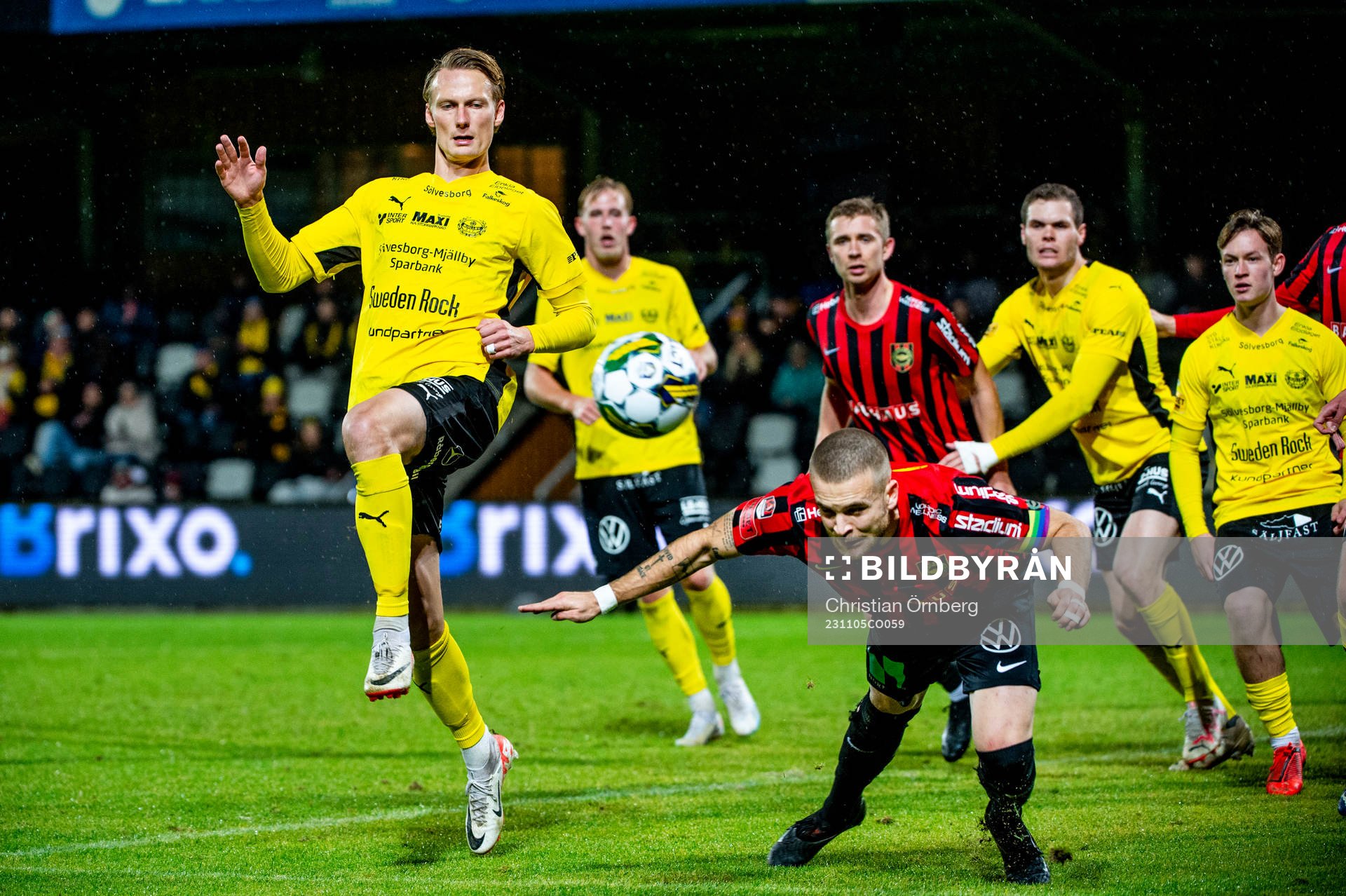 Mjällbys Alexander Johansson mot Brommapojkarnas Amadeus