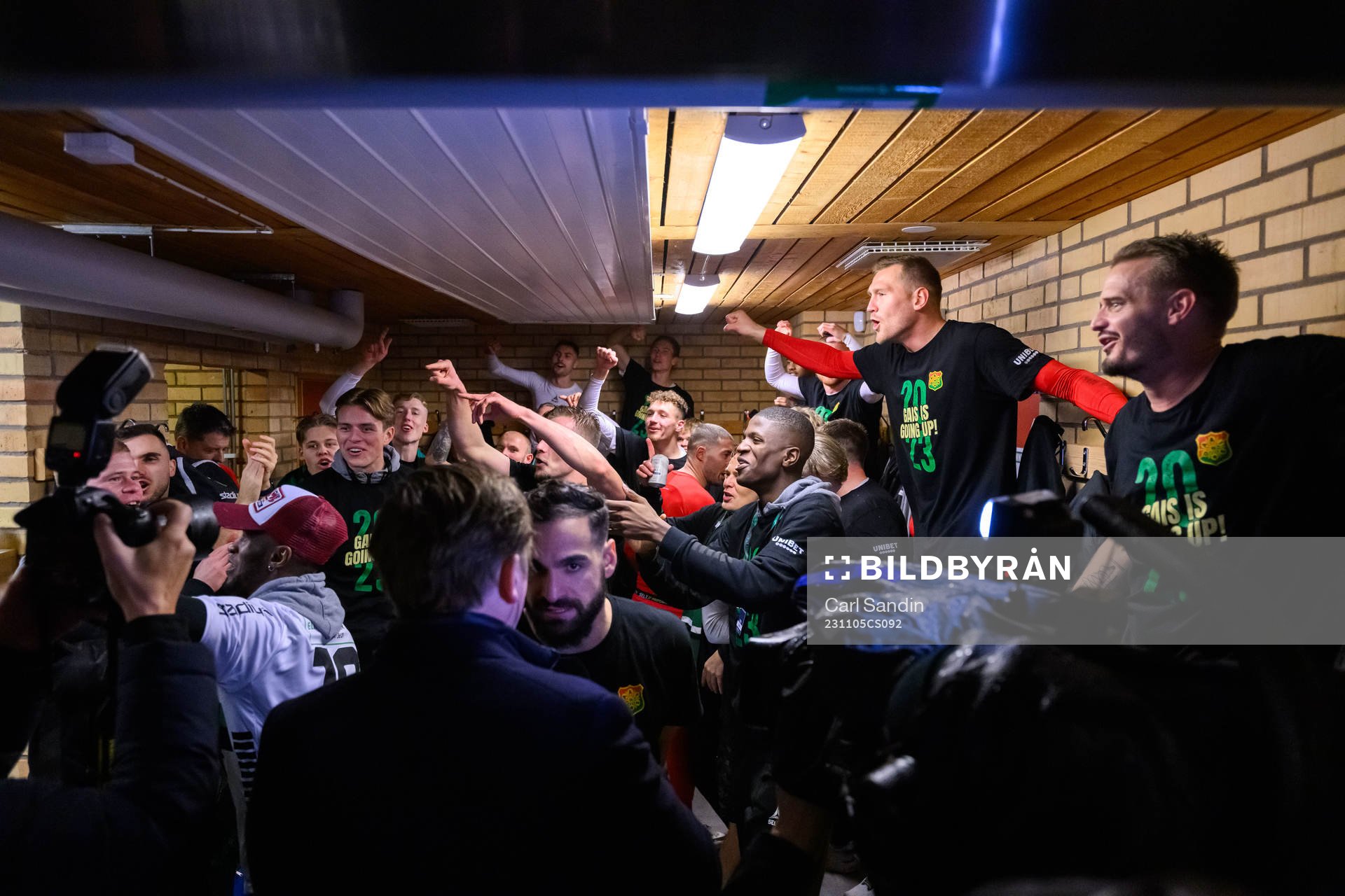 GAISs spelare jublar över avancemang till Allsvenskan