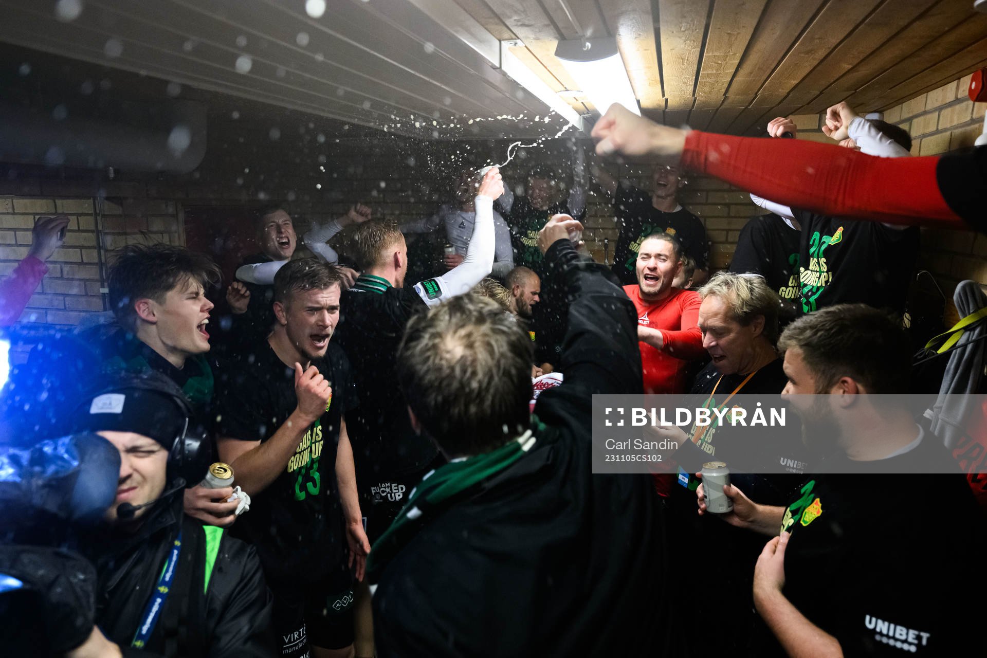 GAISs spelare jublar över avancemang till Allsvenskan