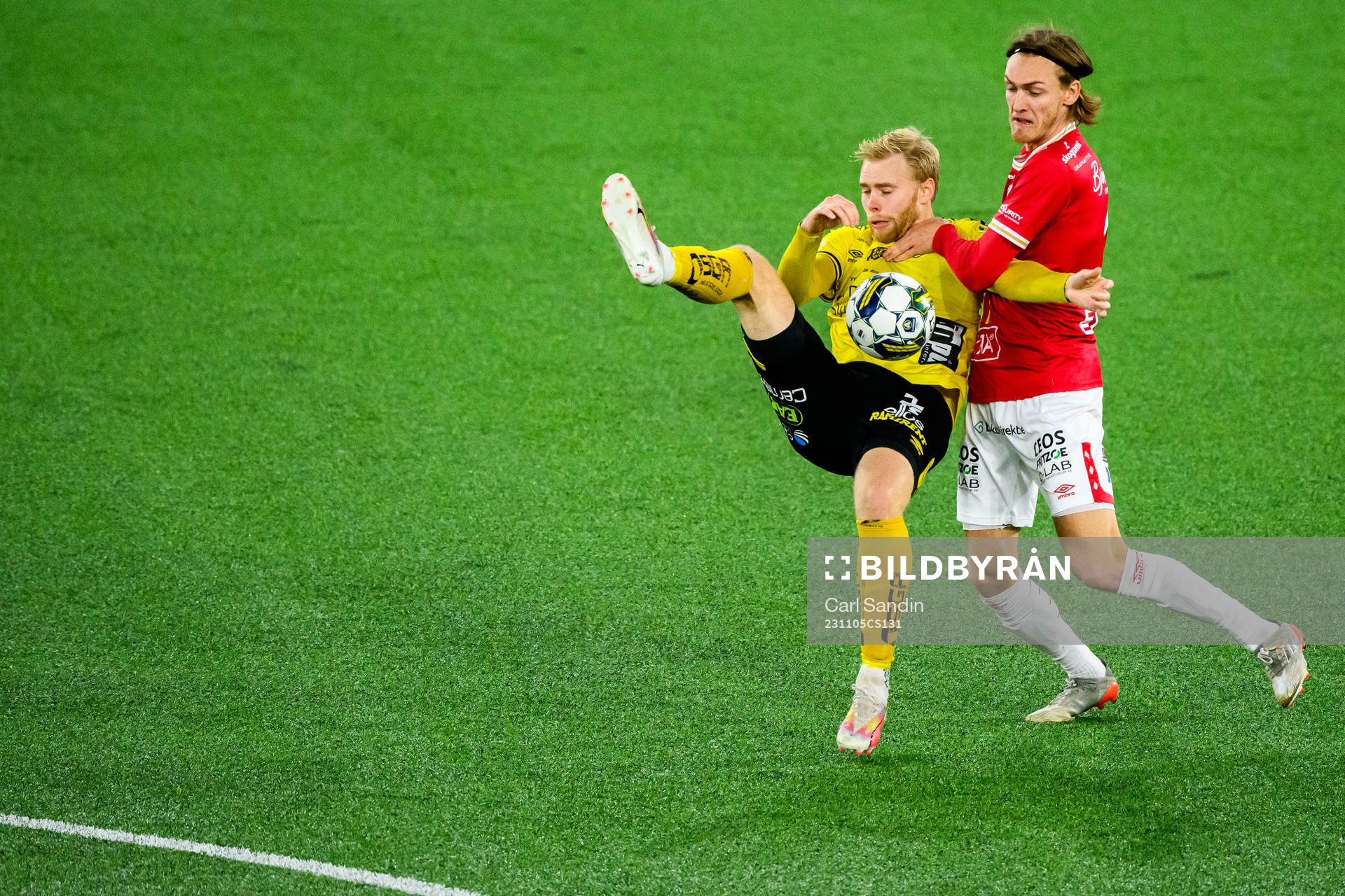 Elfsborgs Sveinn Guðjohnsen och Degerfors Gustav Granath
