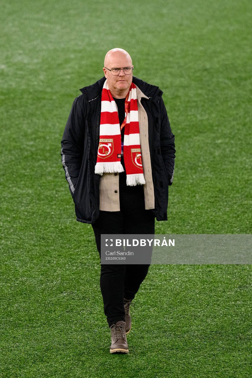 Degerfors sportchef Patrik Werner deppar