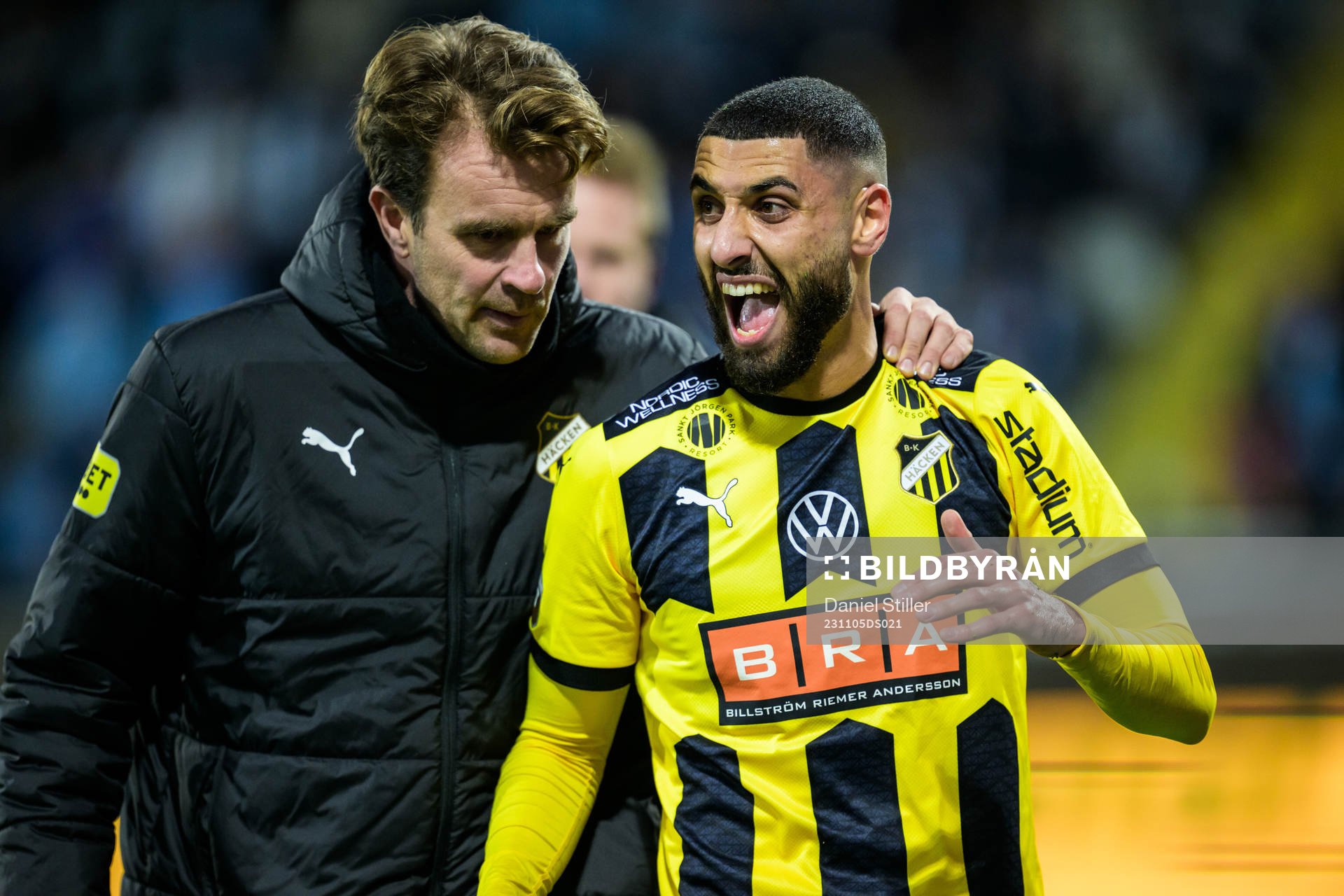 Häckens Aiham Ousou lämnar planen