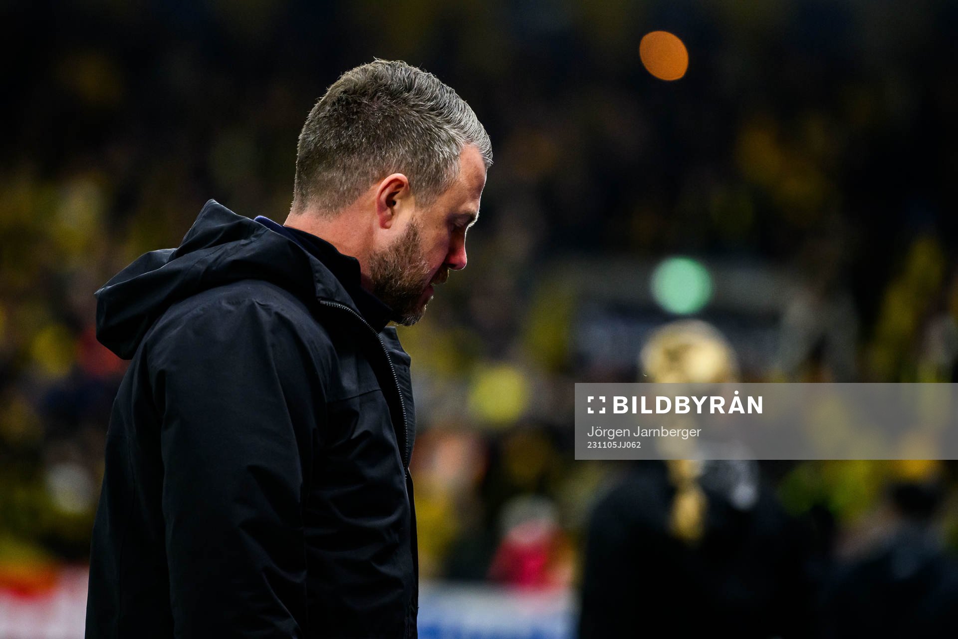 Elfsborgs manager Jimmy Thelin deppar