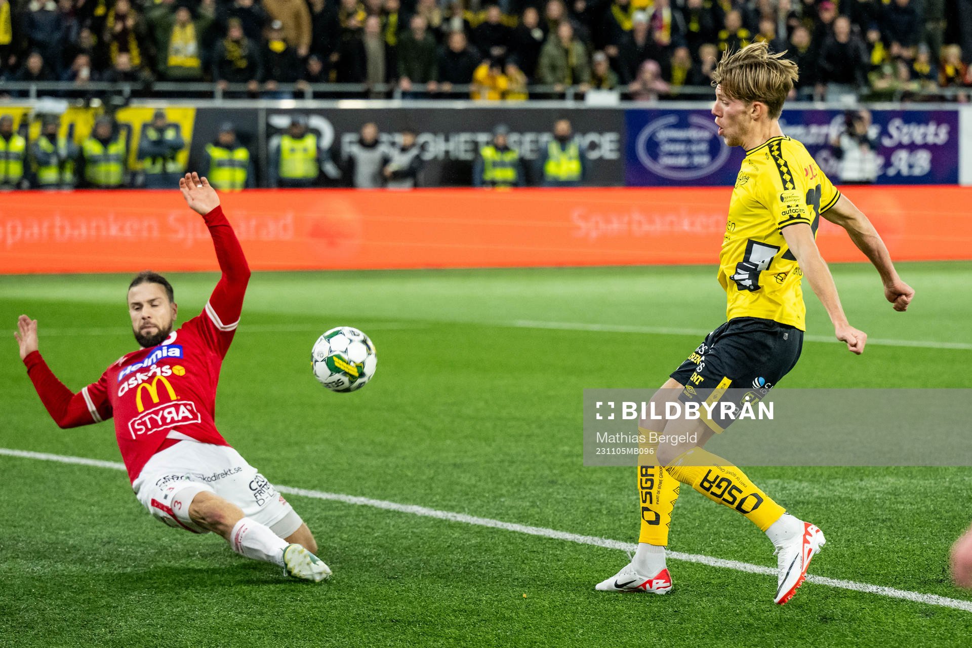 Degerfors Abdelkarim Mammar Chaouche och Elfsborgs Noah