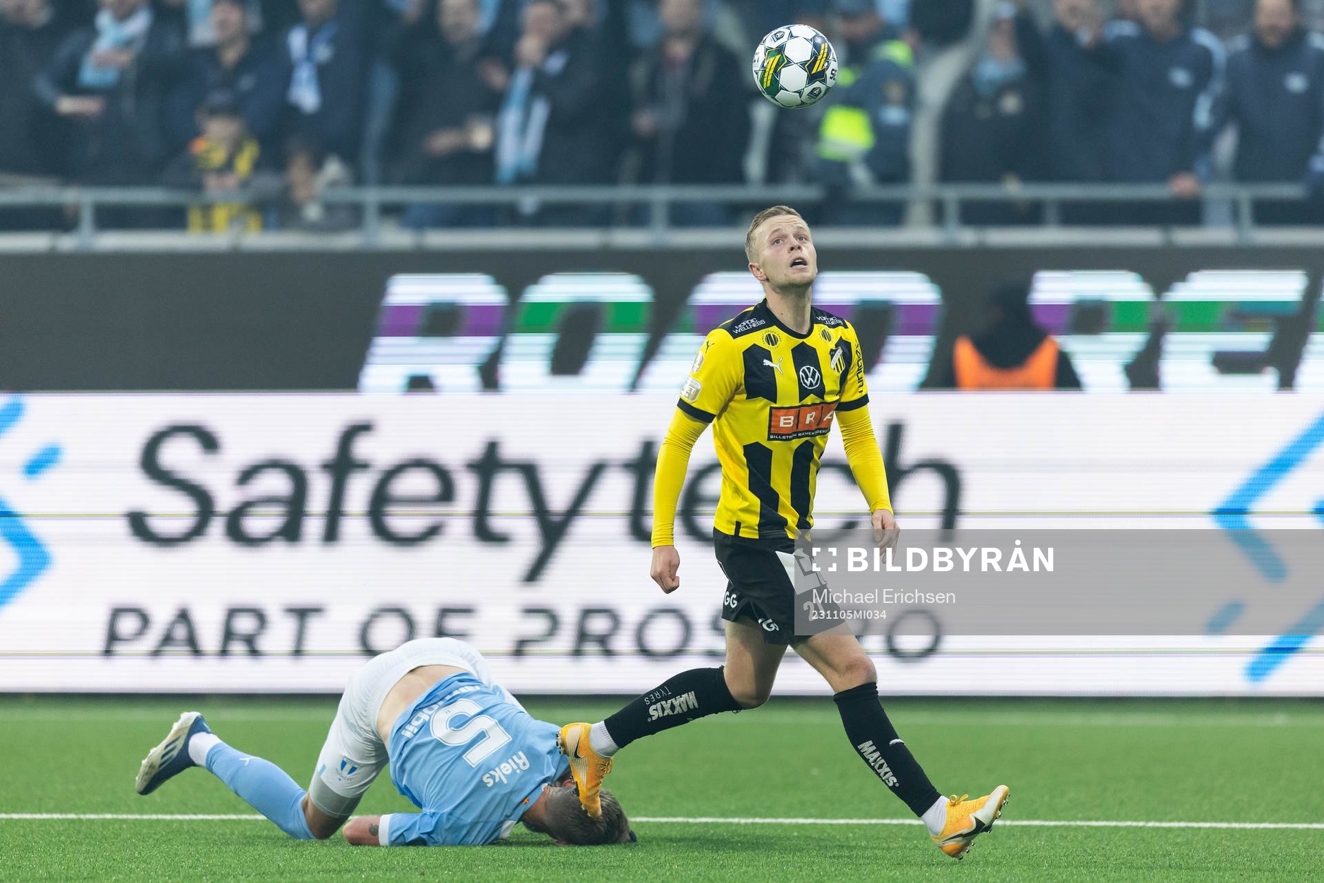 Malmö FFs Søren Rieks och Häckens Tomas Olai Totland