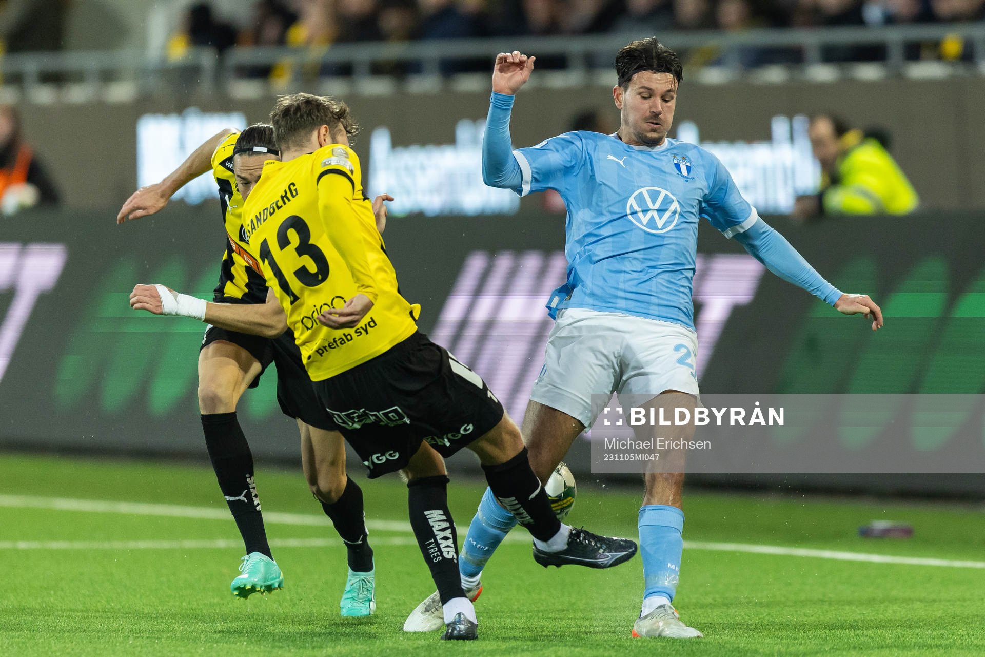Häckens Simon Sandberg och Malmö FFs Stefano Vecchia