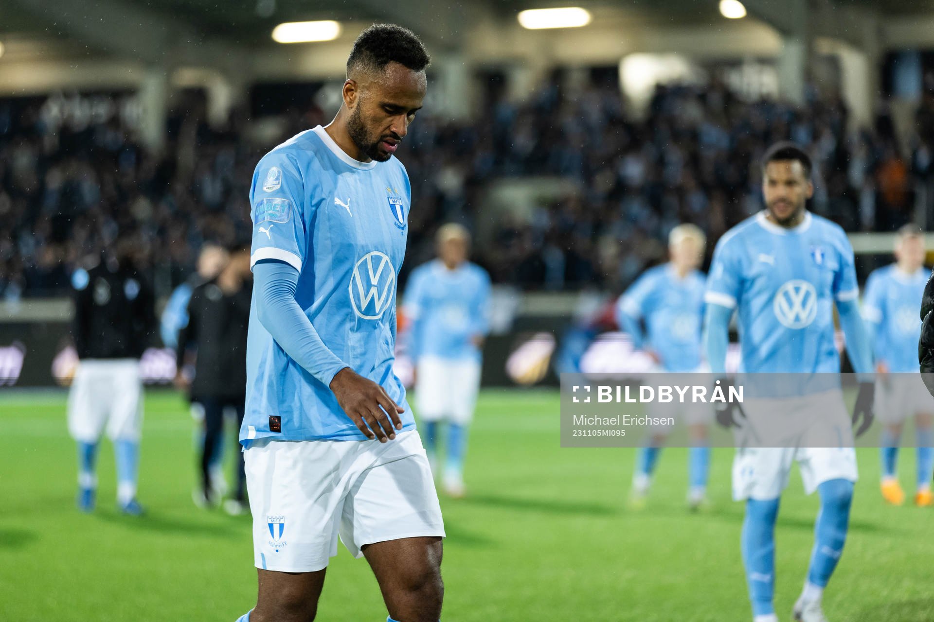 Malmö FFs Isaac Kiese Thelin deppar