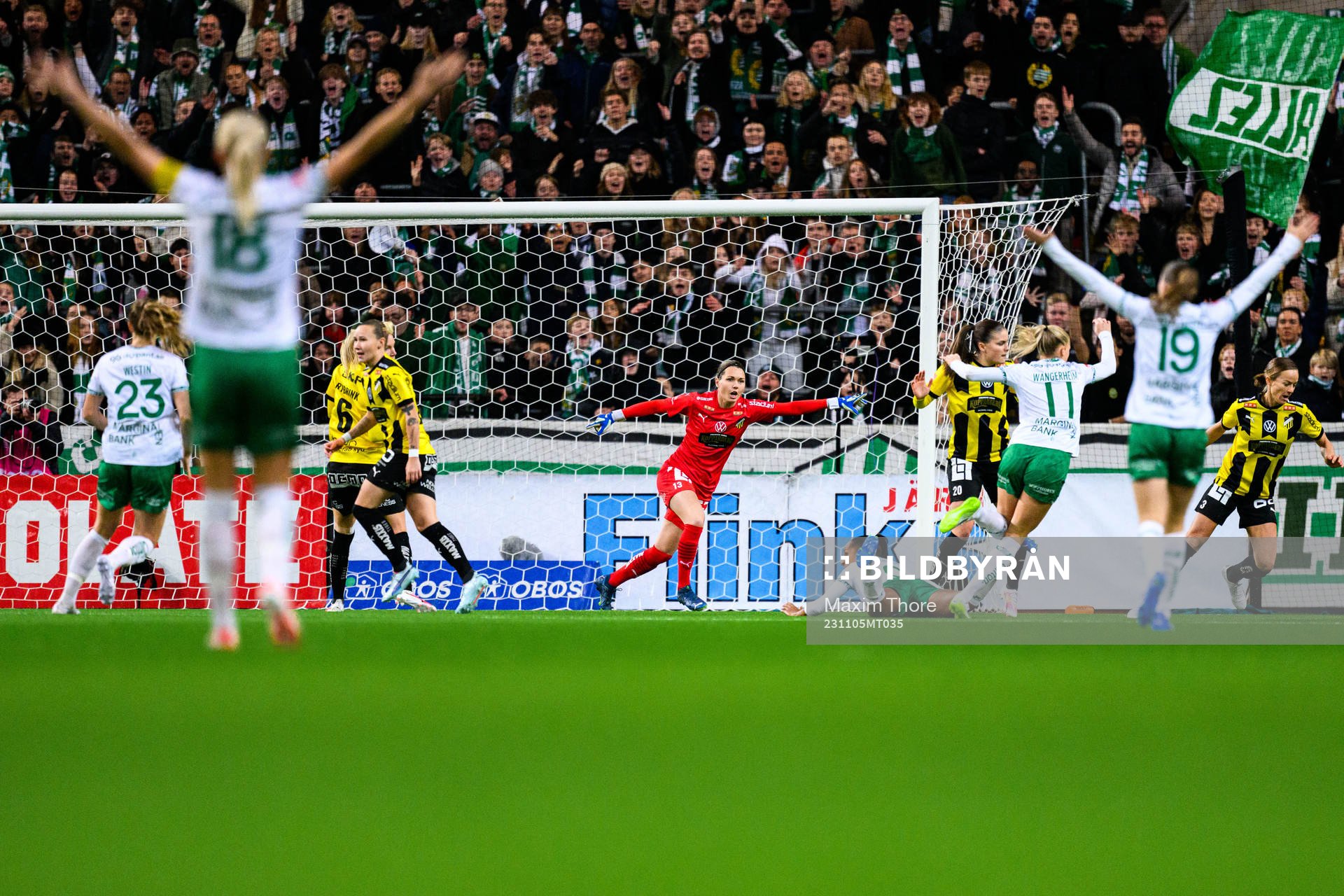 Häckens Jennifer Falk och Hammarbys Madelen Janogy