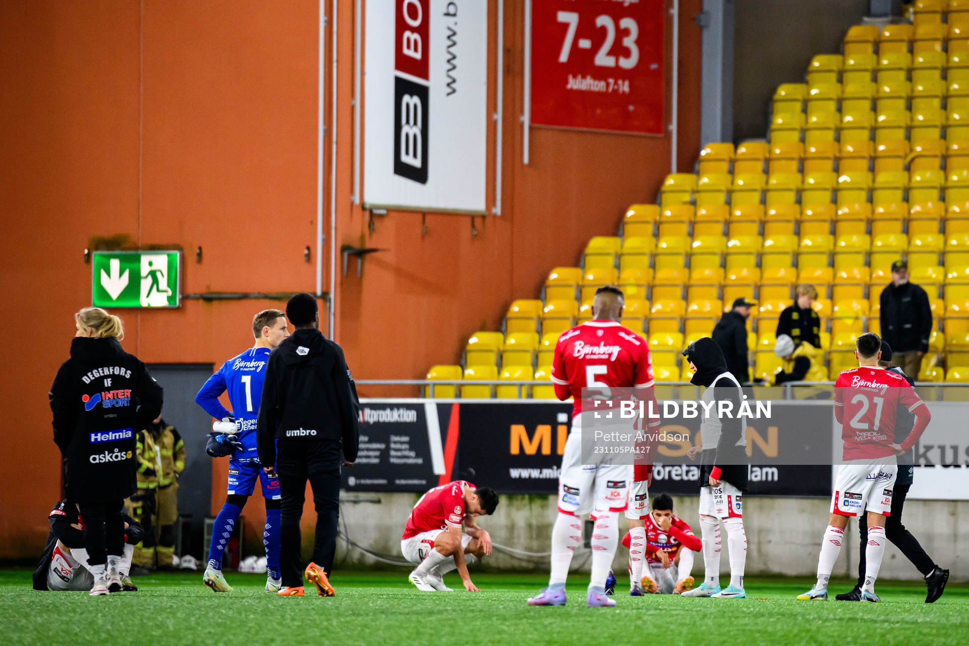 Degerfors spelare deppar