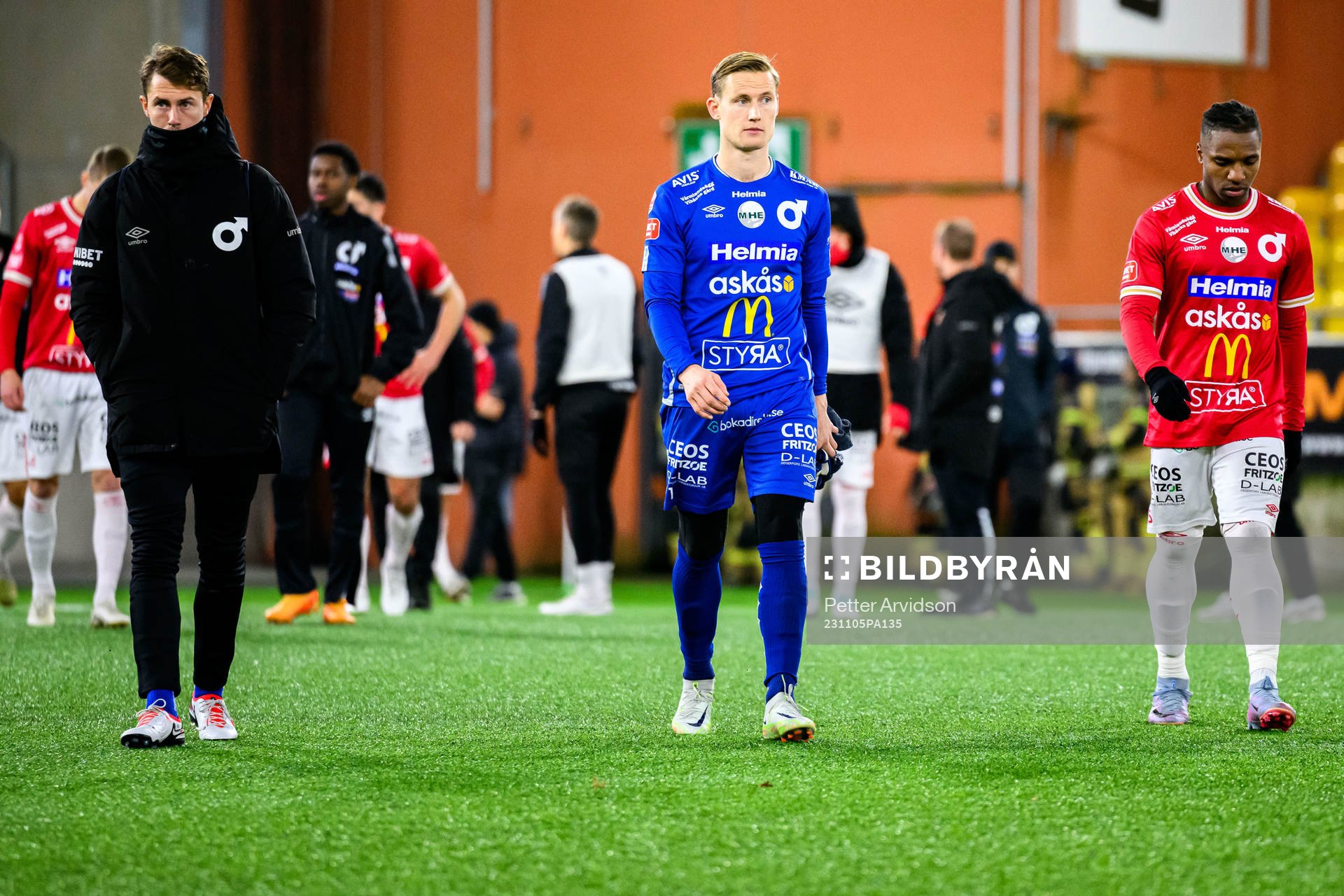 Degerfors målvakt Sondre Lovseth Rossbach deppar