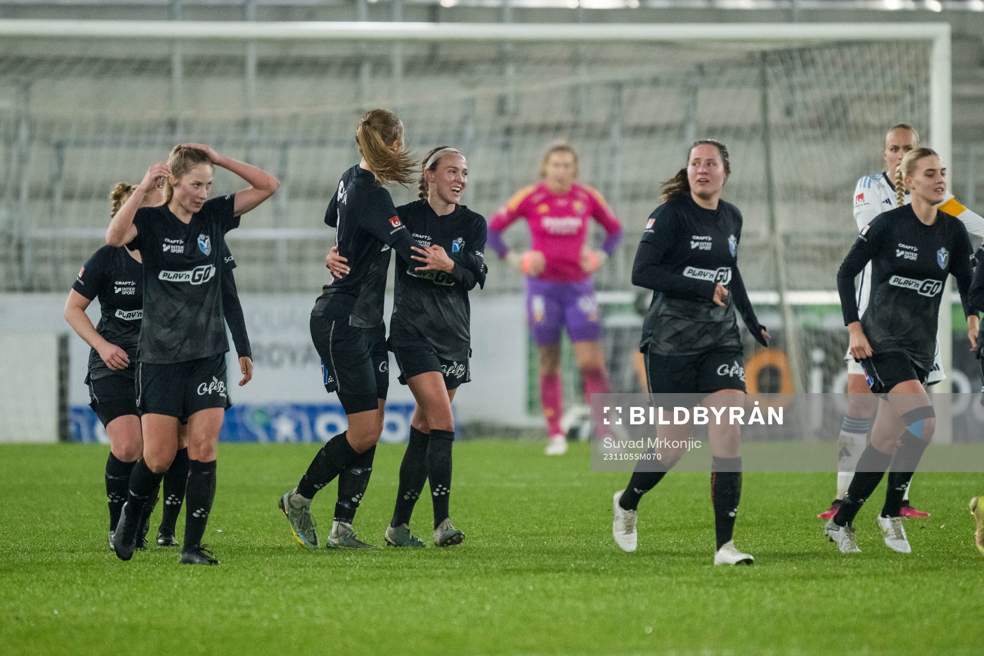 Växjö DFFs Larkin Russel jublar
