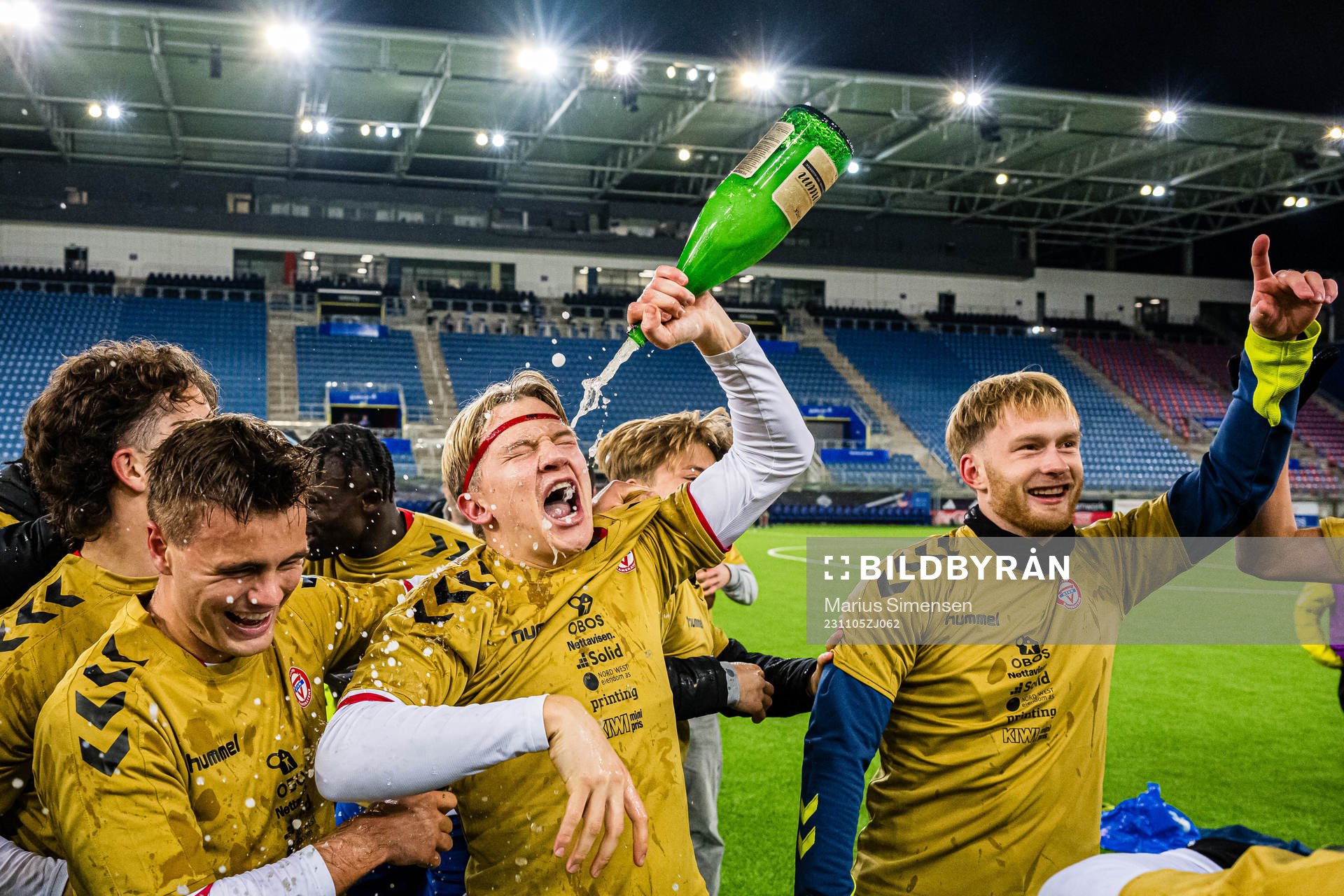 Players of KFUM celebrates