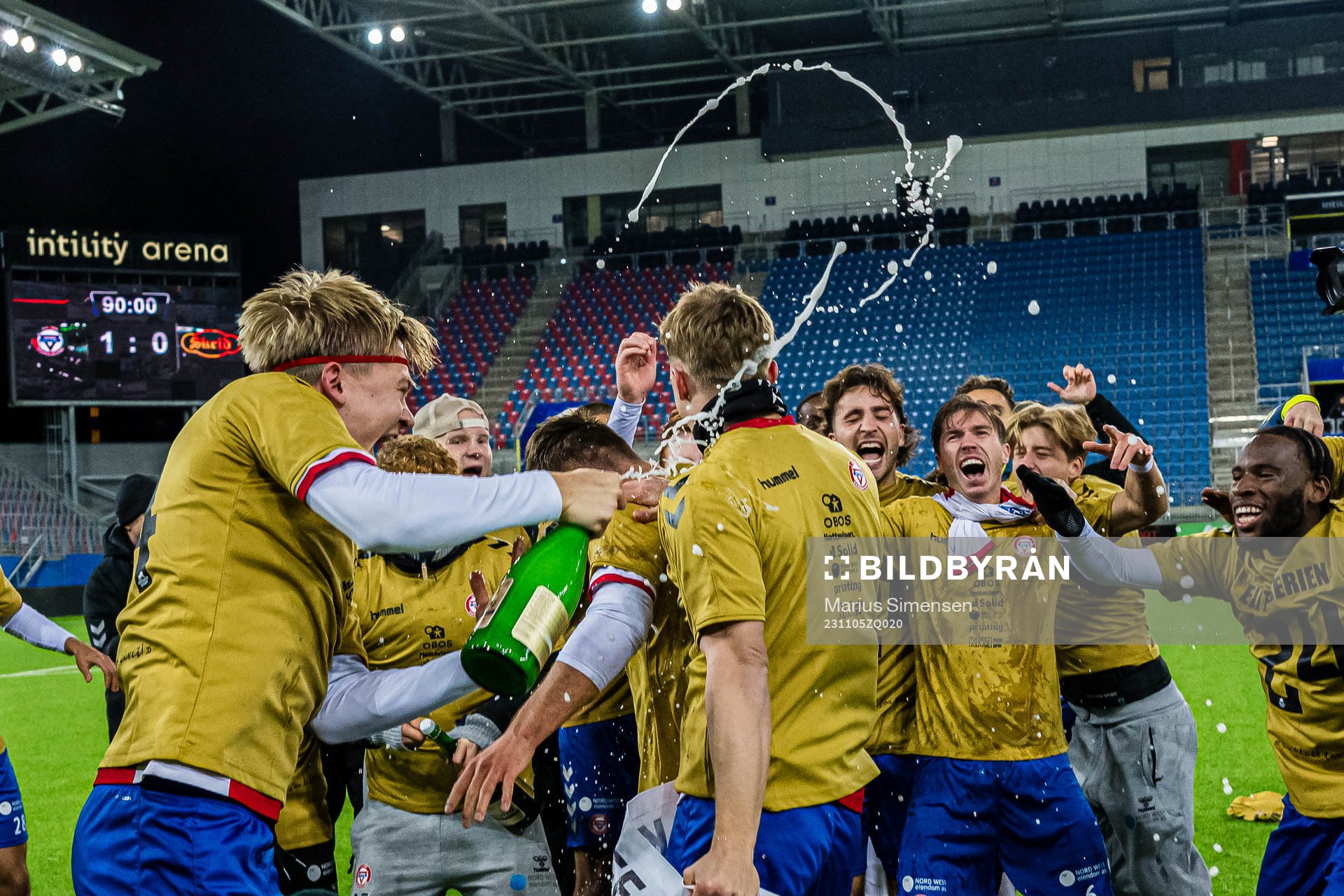 Players of KFUM celebrates promotion to the Eliteserien
