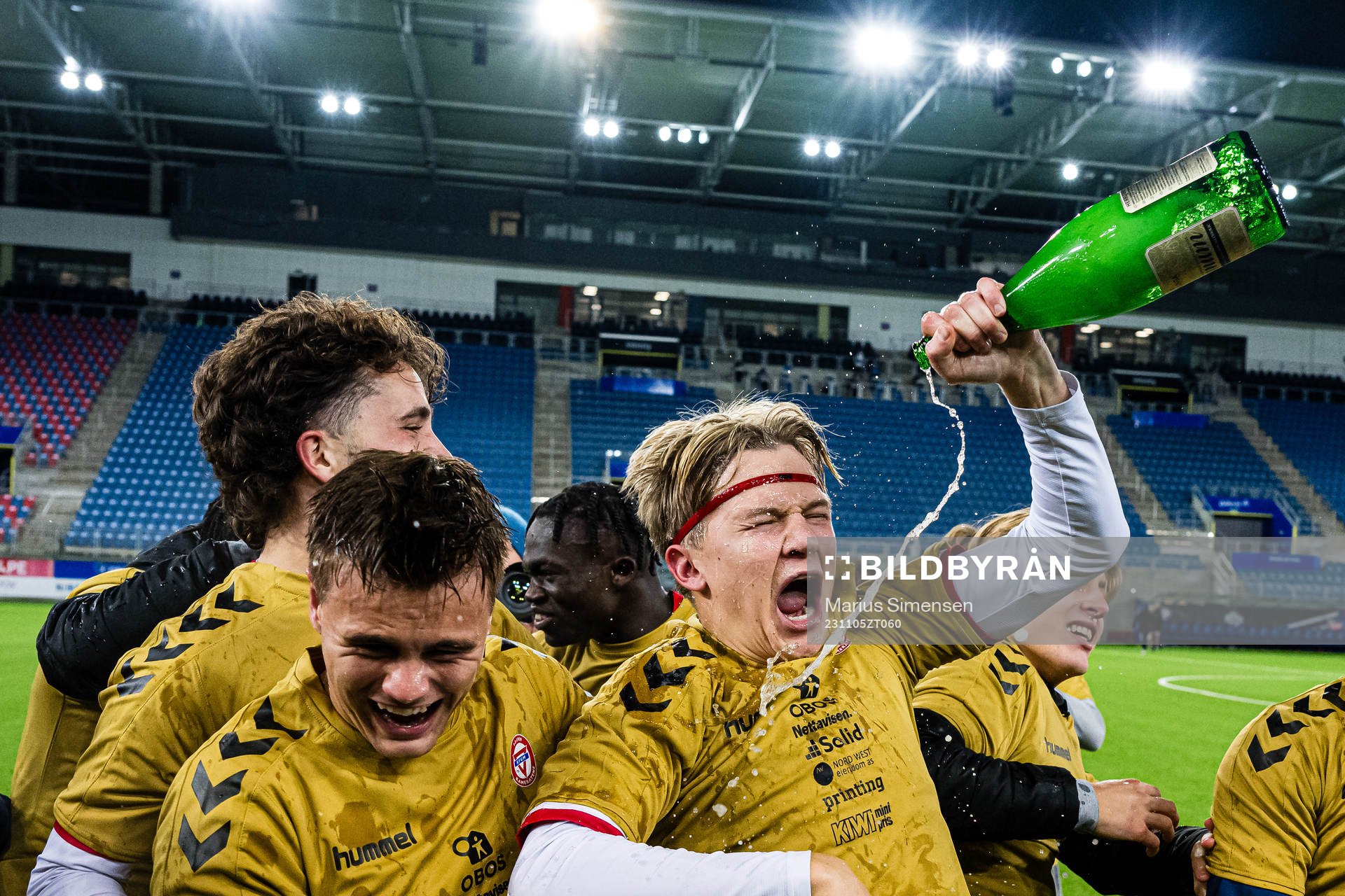 Players of KFUM celebrates