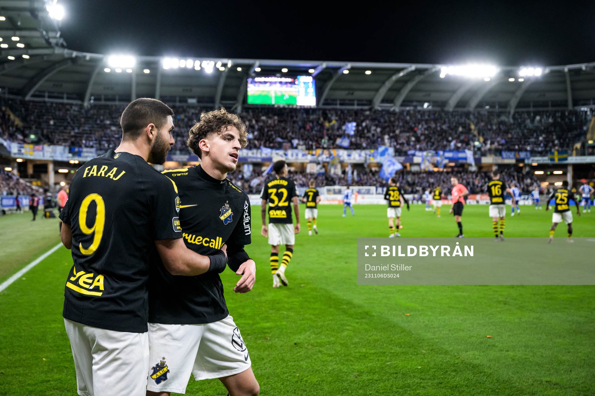 AIKs Taha Ayari jublar efter 1-1 under fotbollsmatchen i Allsvenskan mellan IFK Göteborg och AIK den 6 november 2023 i Göteborg. 