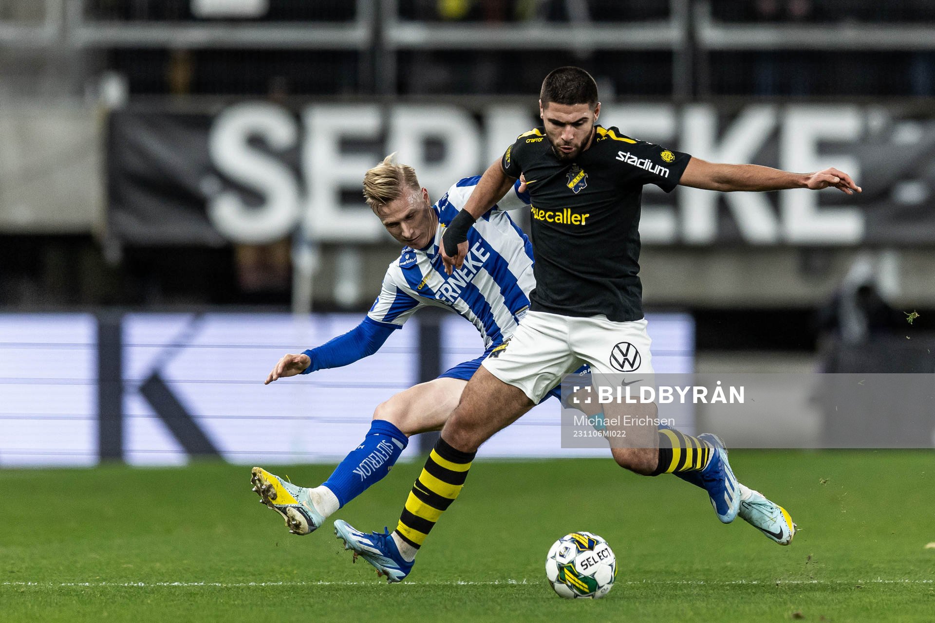 IFK Göteborgs Oscar Wendt och AIKs Omar Faraj